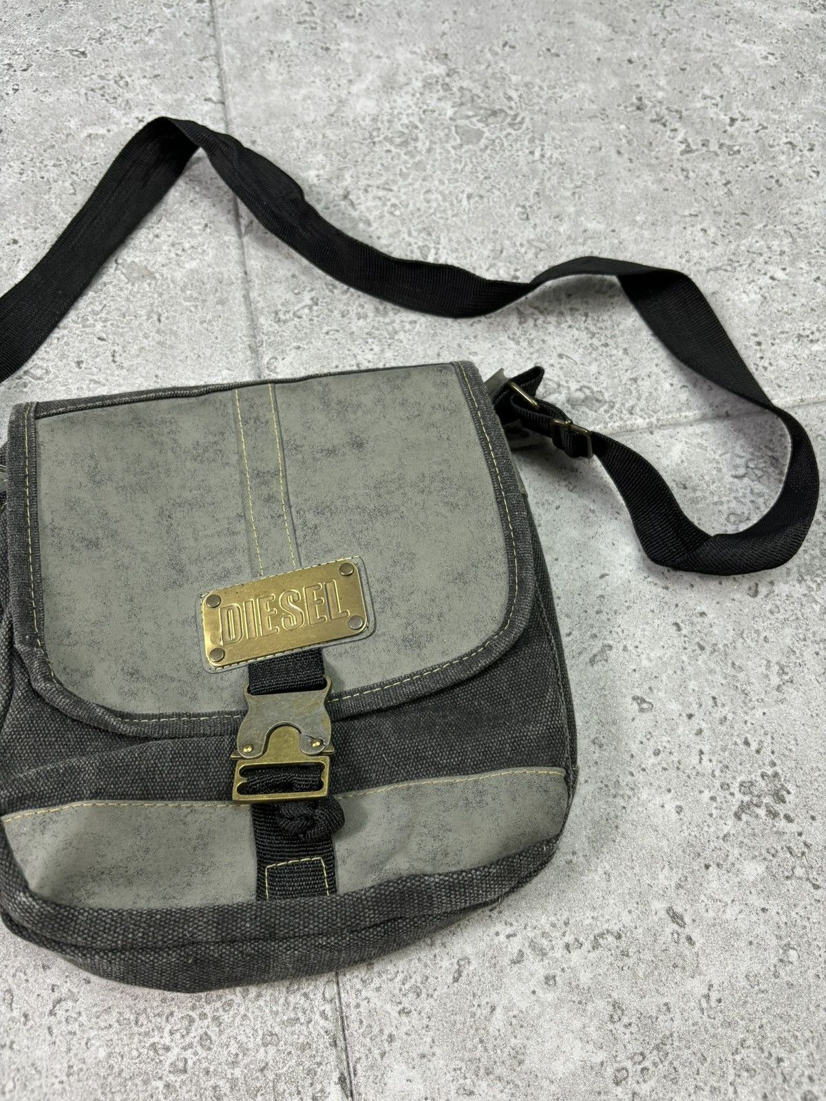 Diesel × Vintage Vintage Diesel Multi Pocket Leather Cargo Bag Avant Garde Size ONE SIZE - 4 Thumbnail