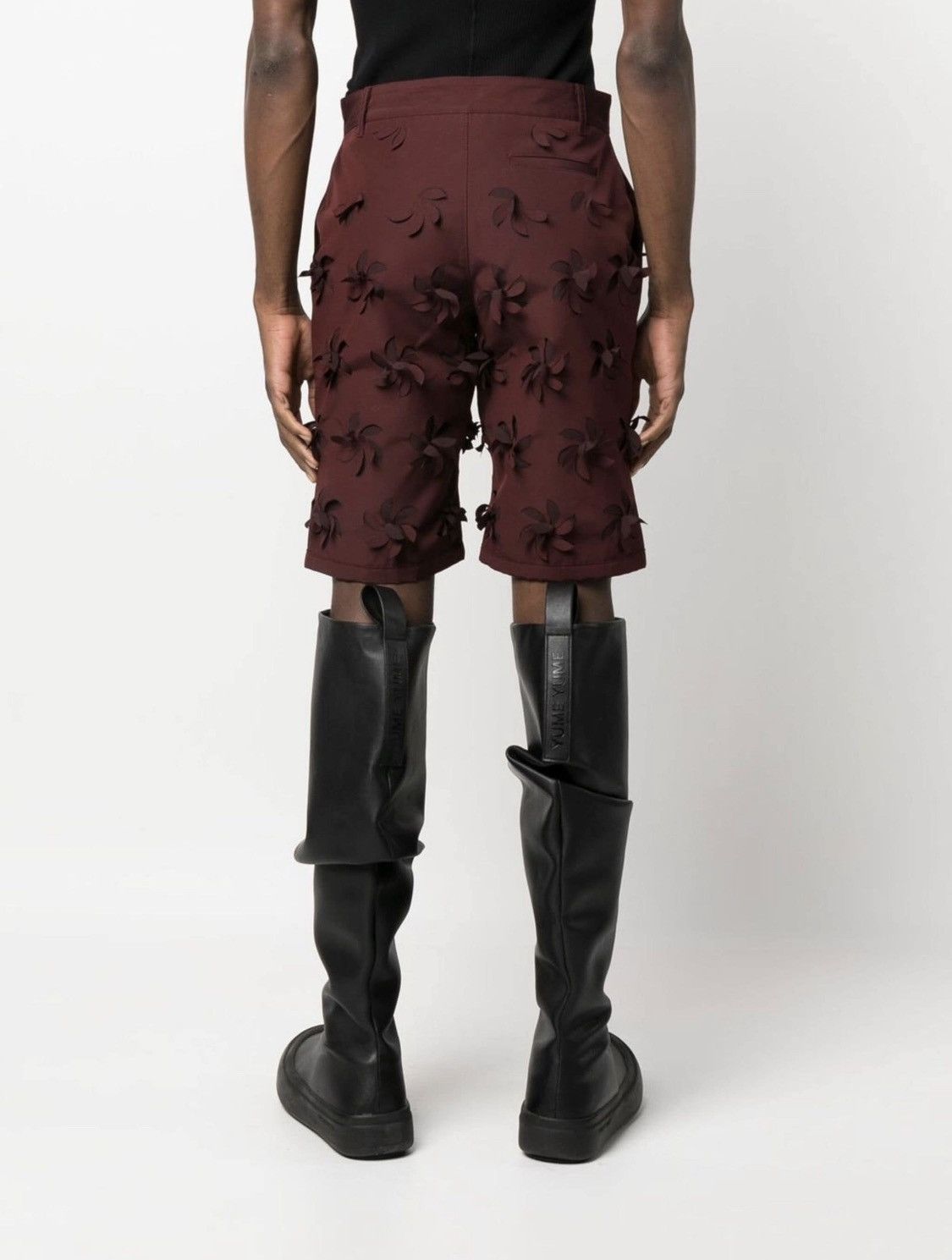 Juntae Kim JUNTAE KIM Red Floral-appliqué 🌺Bermuda Shorts Size US 30 / EU 46 - 9 Thumbnail