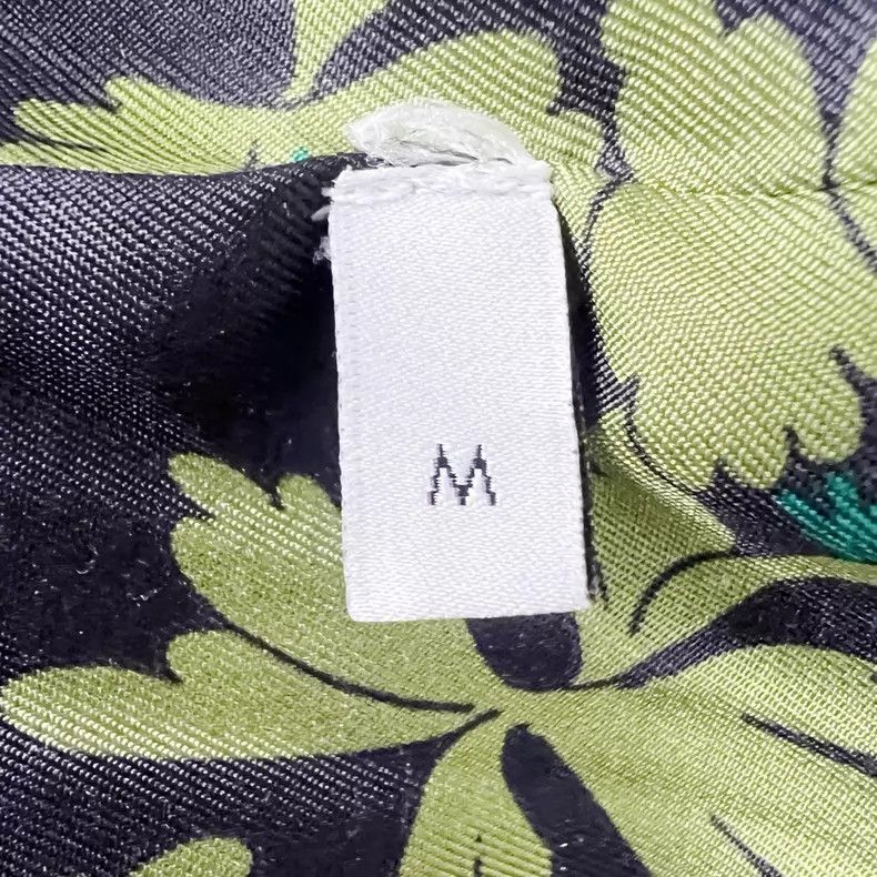 Gucci Gucci Black double G gold thread full-print knitted cardig Size M / US 6-8 / IT 42-44 - 6 Thumbnail