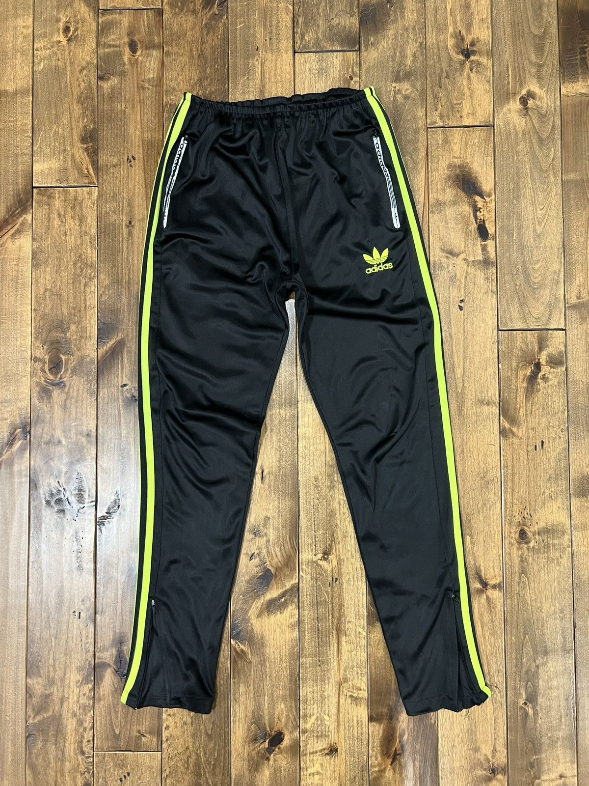 Adidas × Vintage Vintage Adidas Track-pants Size US 32 / EU 48 - 1 Thumbnail