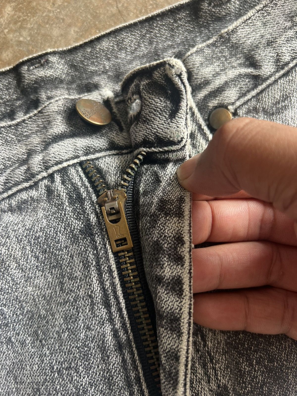 Wrangler VINTAGE WRANGLER GALACTIC WASH DISTRESSED DENIM JEANS Size US 28 / EU 44 - 11 Thumbnail