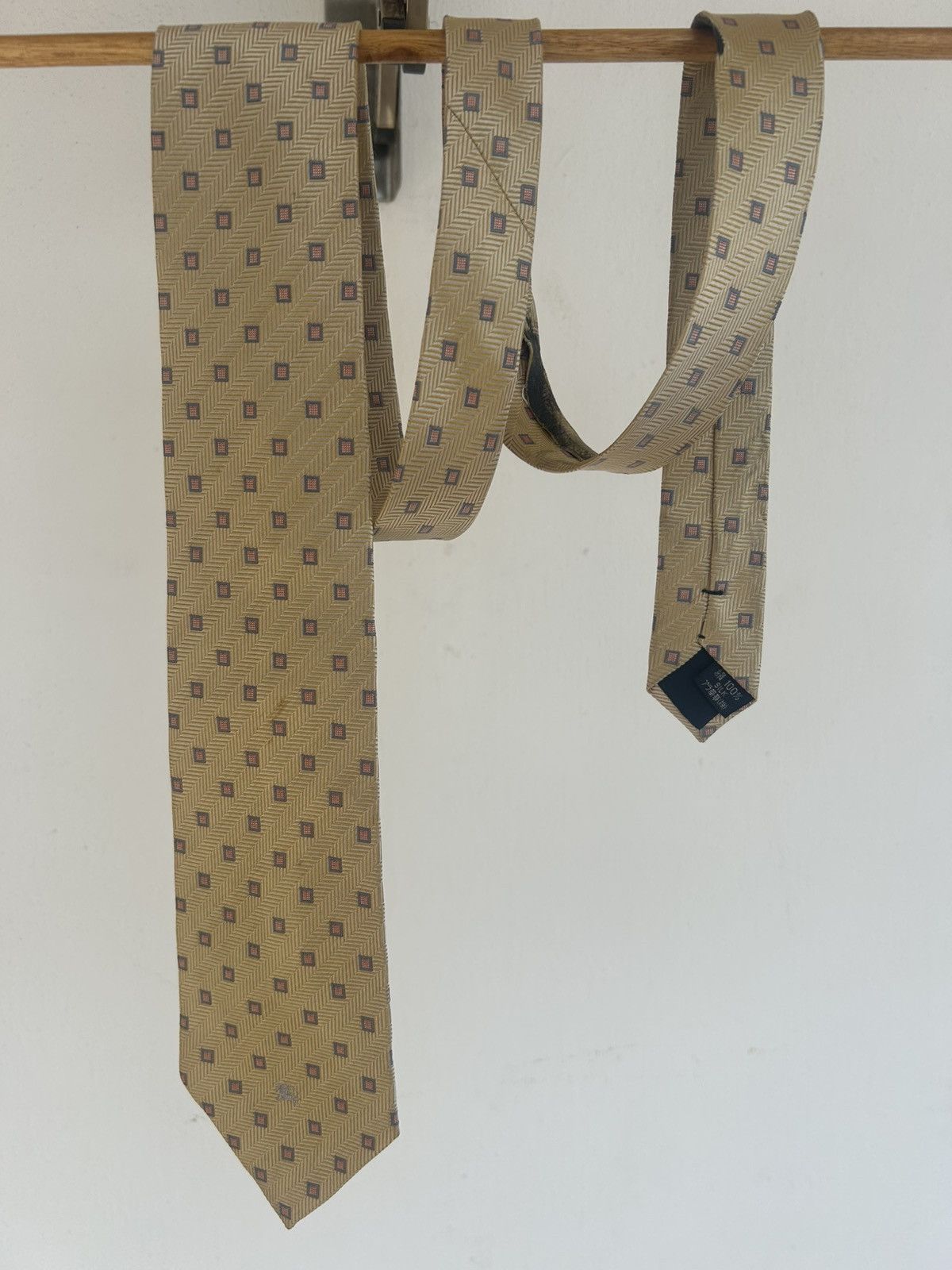 Burberry Burberrys Vintage Tie Gold Size ONE SIZE - 1 Thumbnail