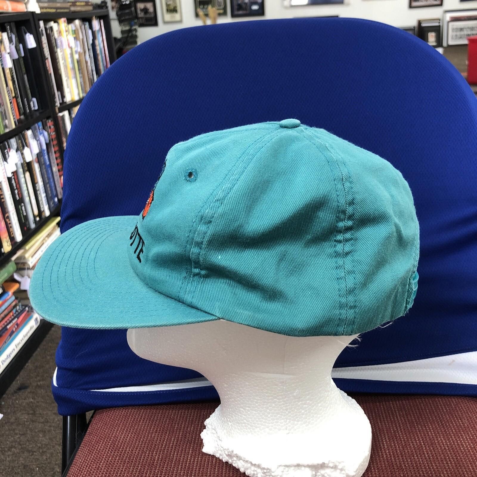 Twins Enterprise Inc. Vintage 90s NBA Charlotte Hornets Twins Big Logo Snapback Size ONE SIZE - 2 Thumbnail