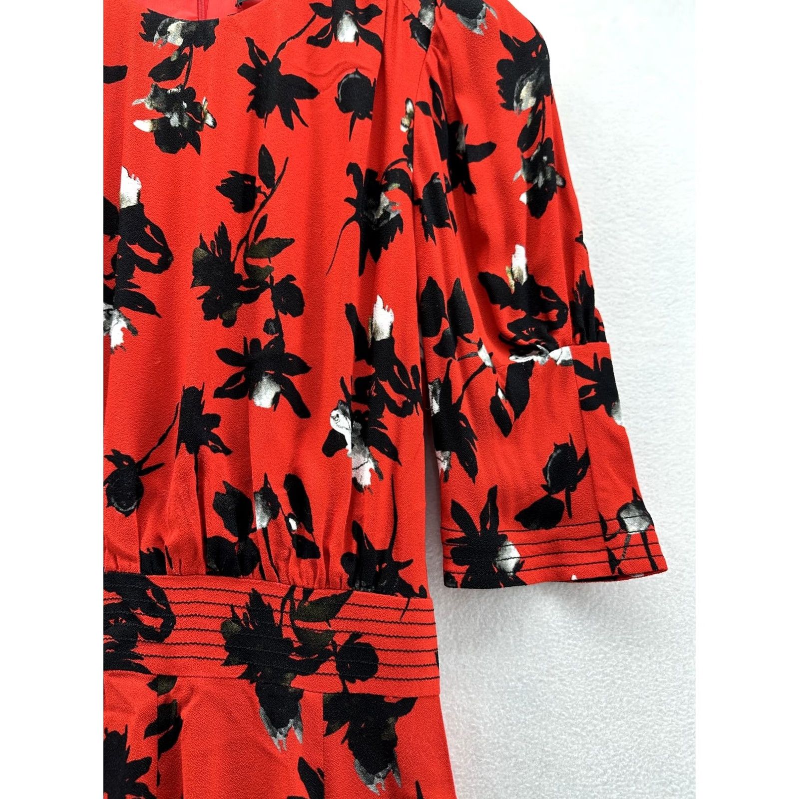 Vintage Derek Lam Dress Womens Medium Red Floral Puff Sleeve Maxi Lined Fit & Flare Navy Back Zip Crew Neck Size M / US 6-8 / IT 42-44 - 4 Thumbnail
