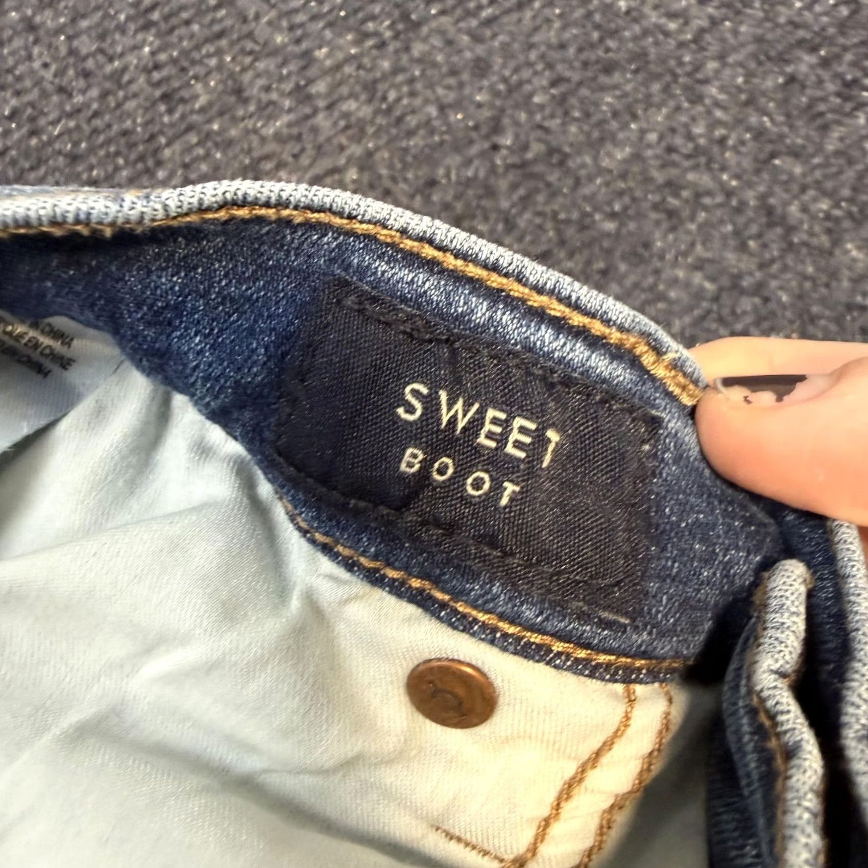 Lucky Brand Lucky Brand Sweet Boot Jeans Womens 14/32 Med Wash Blue Distressed Bootcut Denim Med Wash Jeans Boots cut Distressed 5-Pocket Womens Size 36" / US 14 / IT 50 - 6 Thumbnail