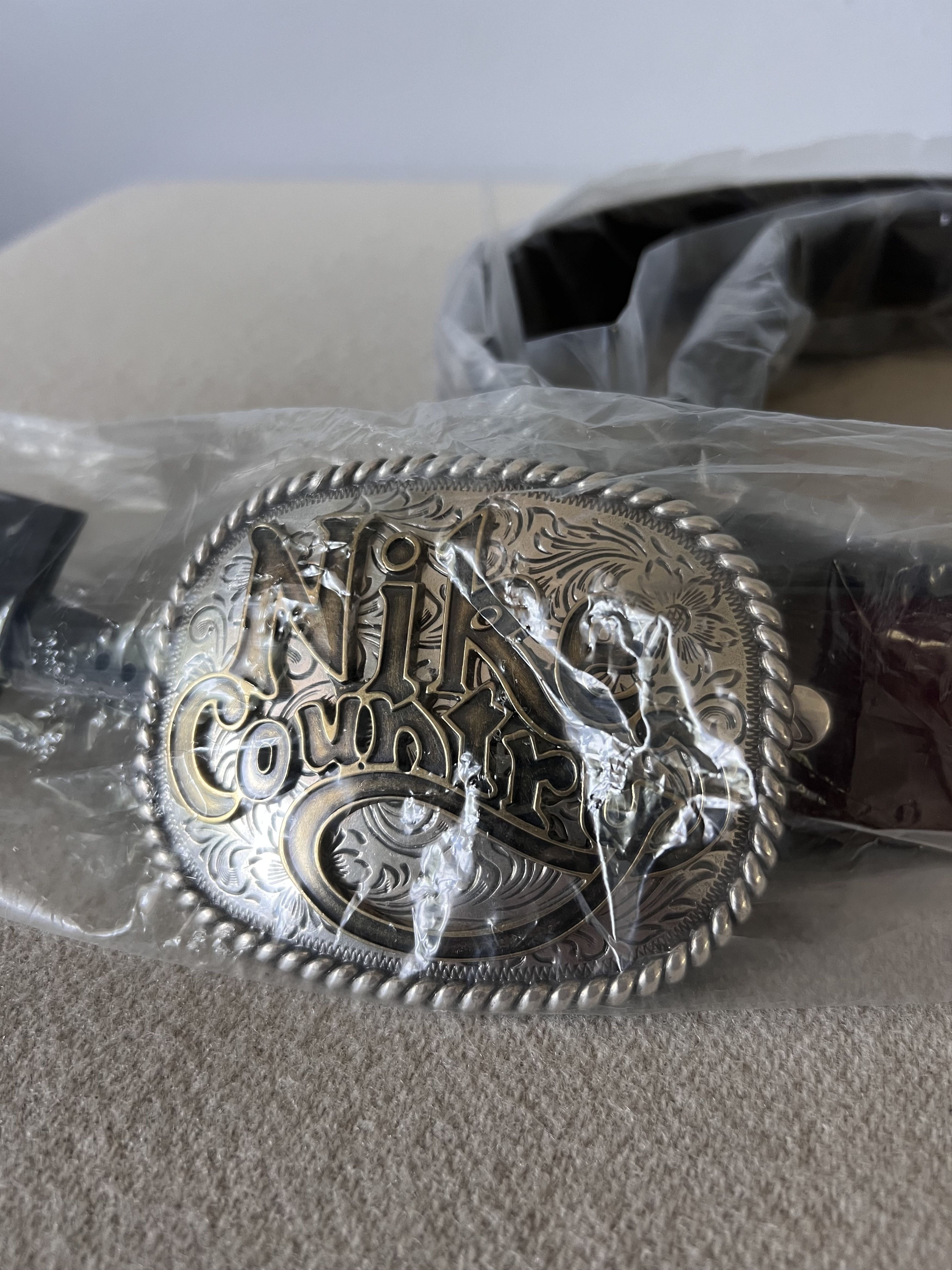Nike LARGE Nike Country Rhinestone Plaque Buckle Belt in Brown Size ONE SIZE - 3 Thumbnail