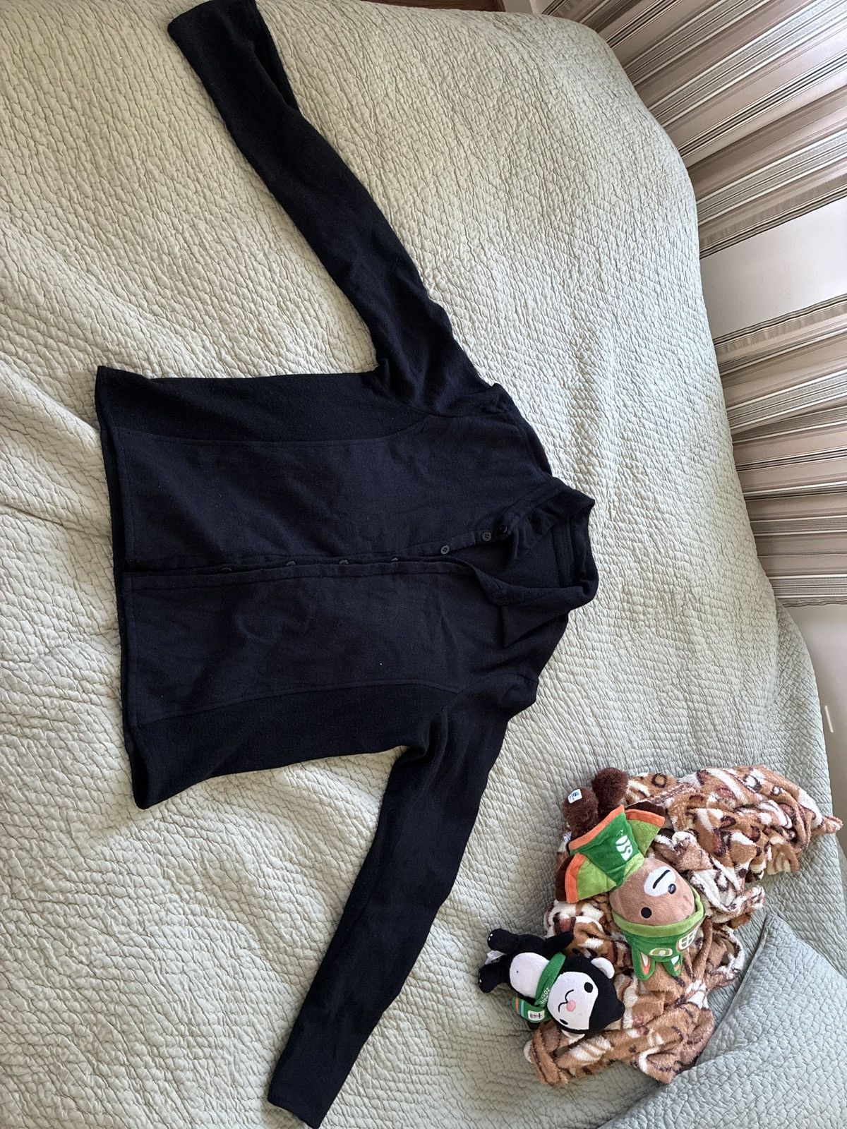 Isaac Sellam Experience Volga Volga Hidden Button Cardigan, L Size US L / EU 52-54 / 3 - 6 Thumbnail