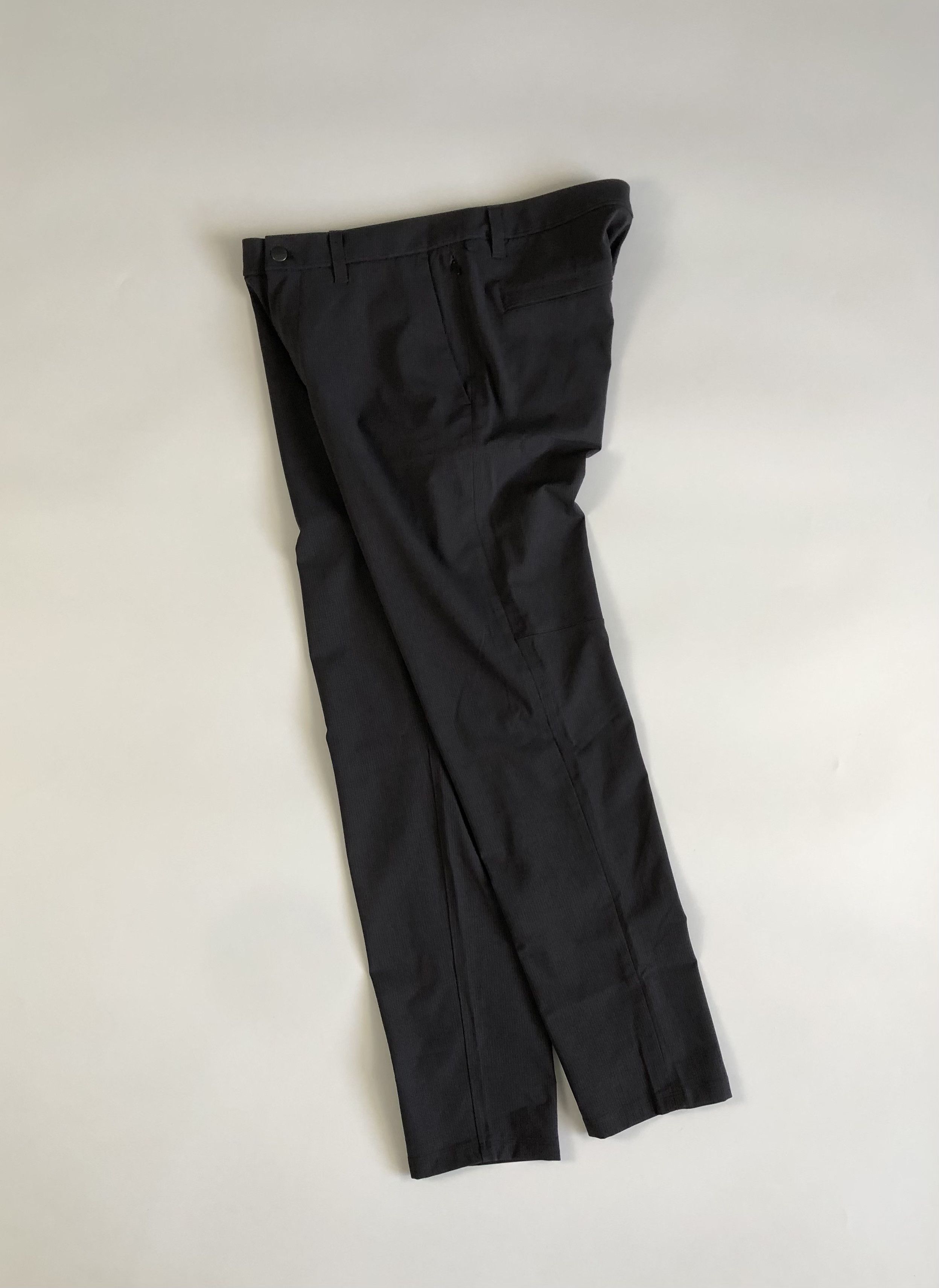 Lululemon Lululemon Commission Slim-Fit Pant Ventlight Size US 33 - 1 Thumbnail