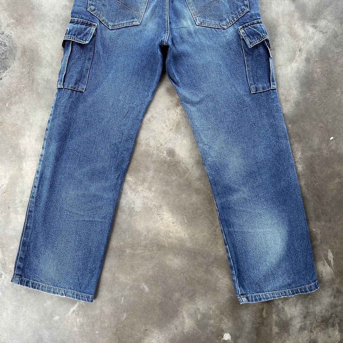 Japanese Brand Vintage Japanese Cargo Denim Raw Distressed Jean Size 31 Size US 31 - 11 Thumbnail