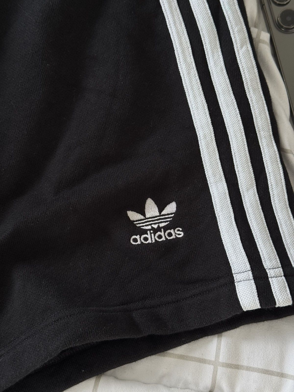 Adidas Adidas Baggy Shorts Balenciaga Style Cotton M/L size Japan Size US 34 / EU 50 - 14 Thumbnail