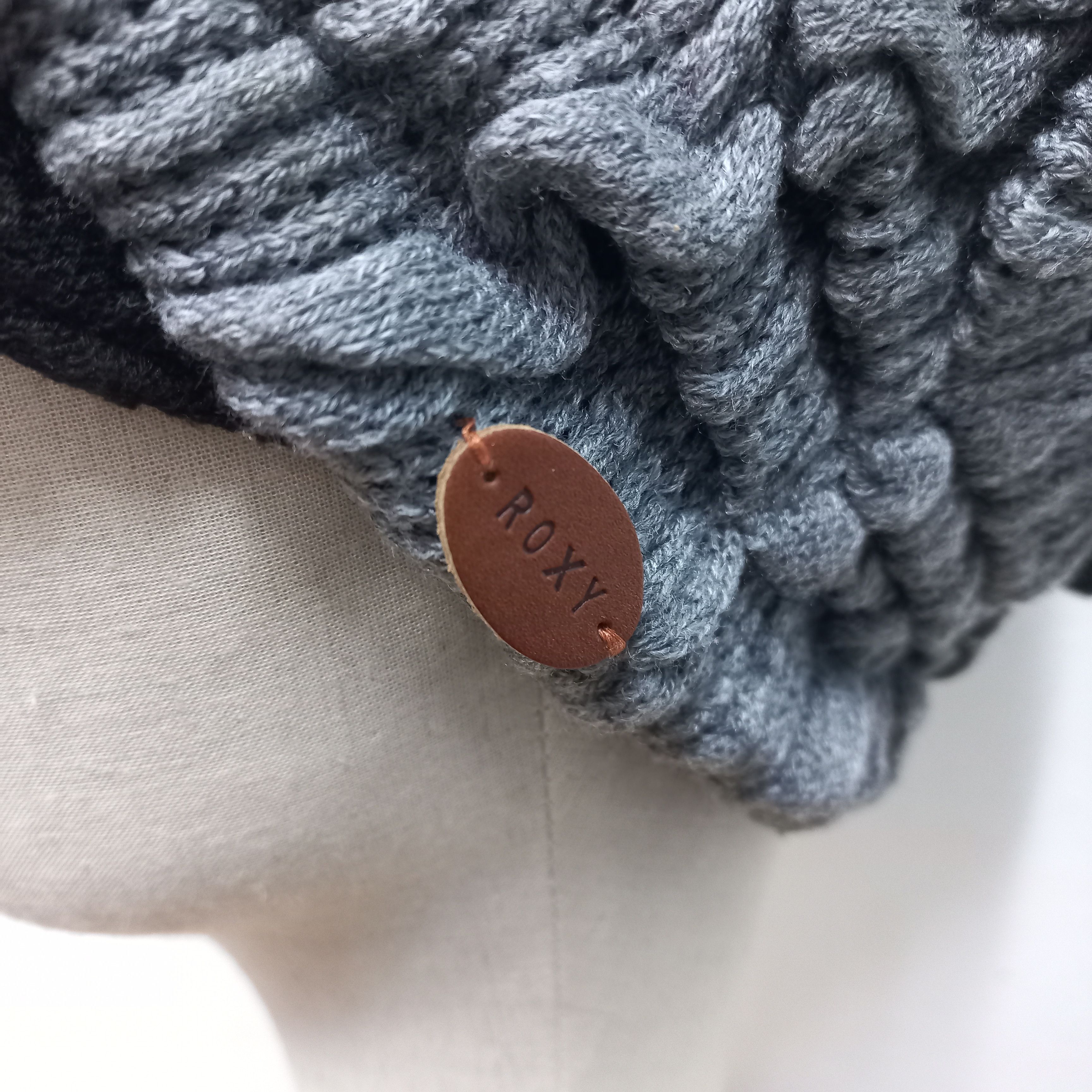 Quiksilver 💥Roxy visor beanie cap Size ONE SIZE - 4 Thumbnail