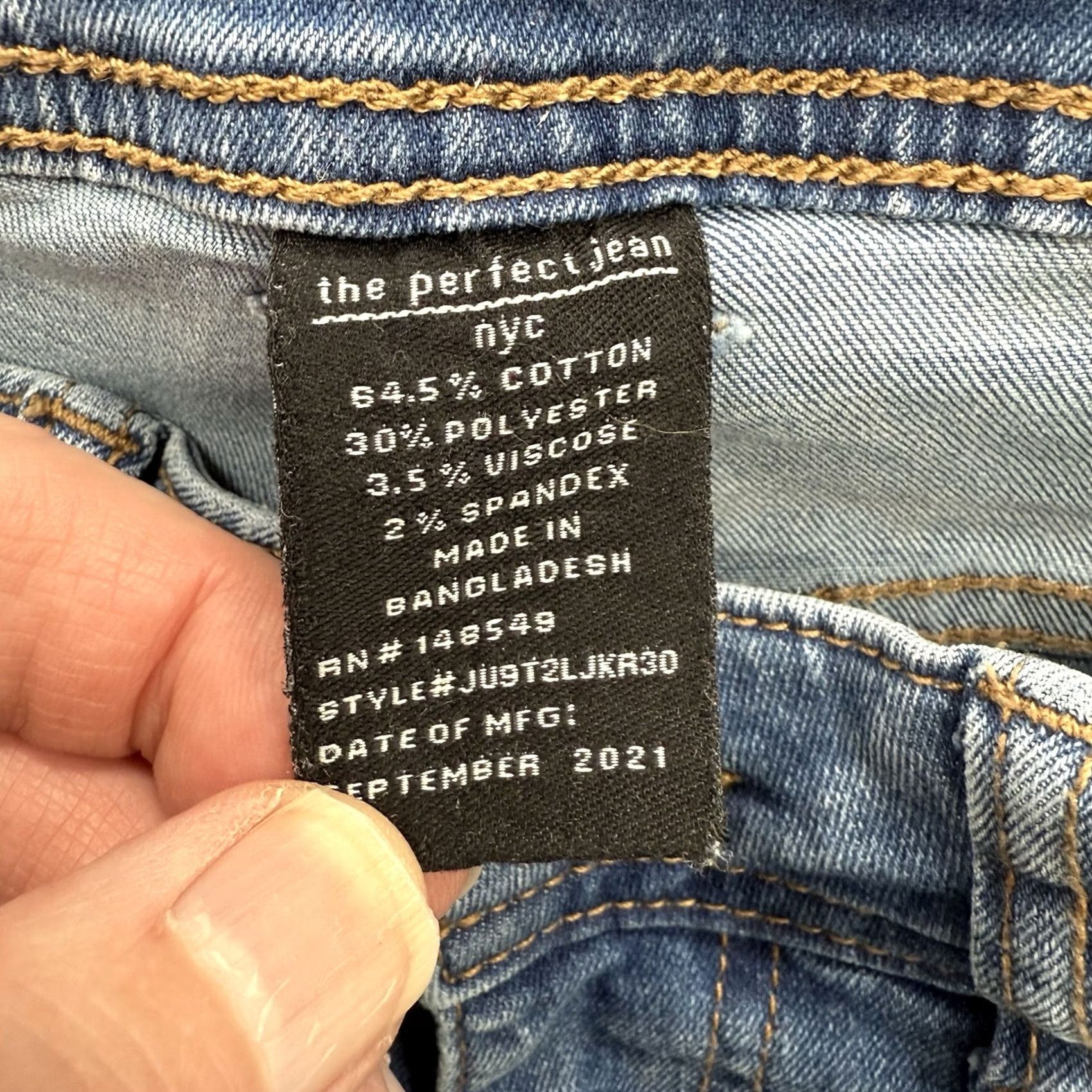 Vintage The Perfect Jean Jeans Slim 30/30 30 Inseam Blue Cotton Denim City Logo Mens Skinny Fit Size US 30 / EU 46 - 4 Thumbnail