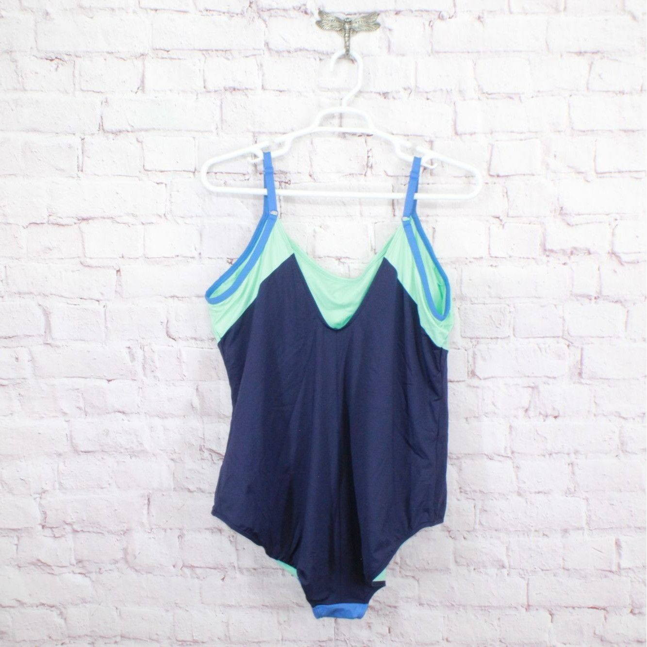 L.L. Bean LL Bean Women's New Currents Swimwear Scoopneck Tanksuit Size 3XL / US 20-22 - 6 Thumbnail