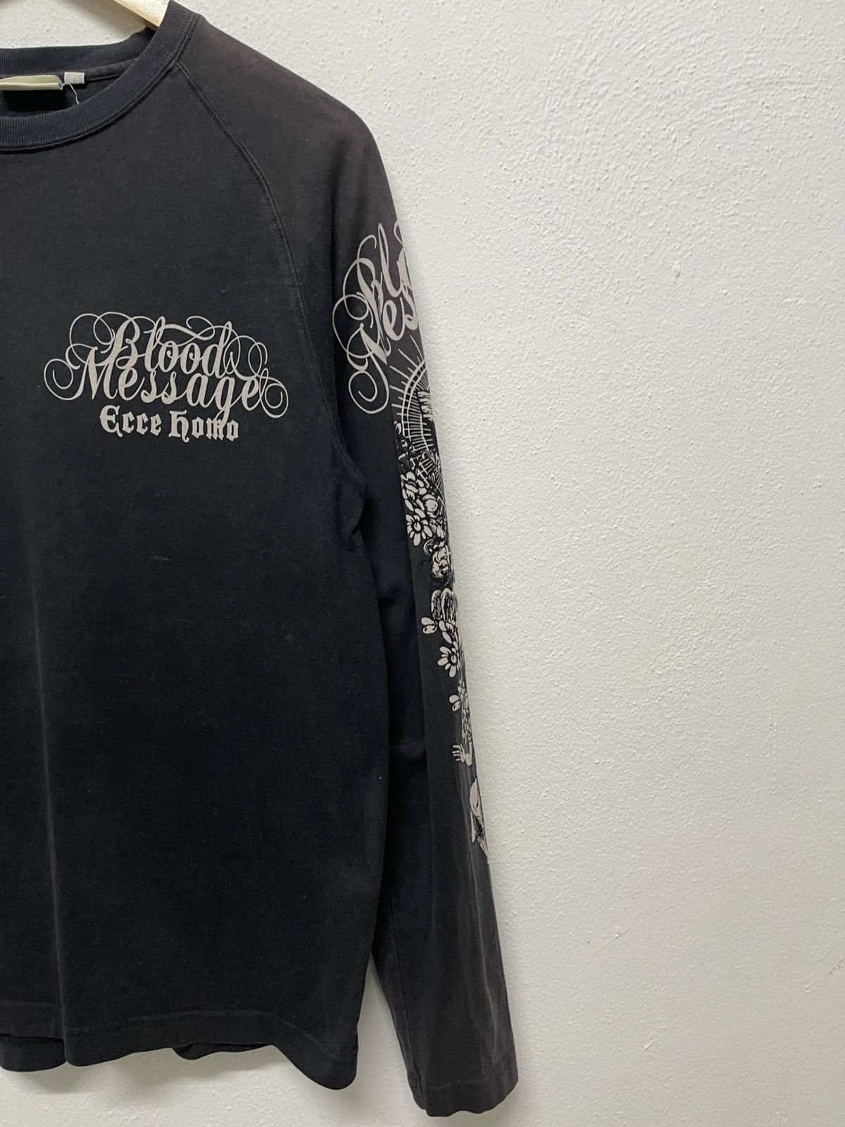 If Six Was Nine 2000s BLOOD MESSAGE JESUS CHRIST TEES SUN FADED Size US M / EU 48-50 / 2 - 10 Thumbnail
