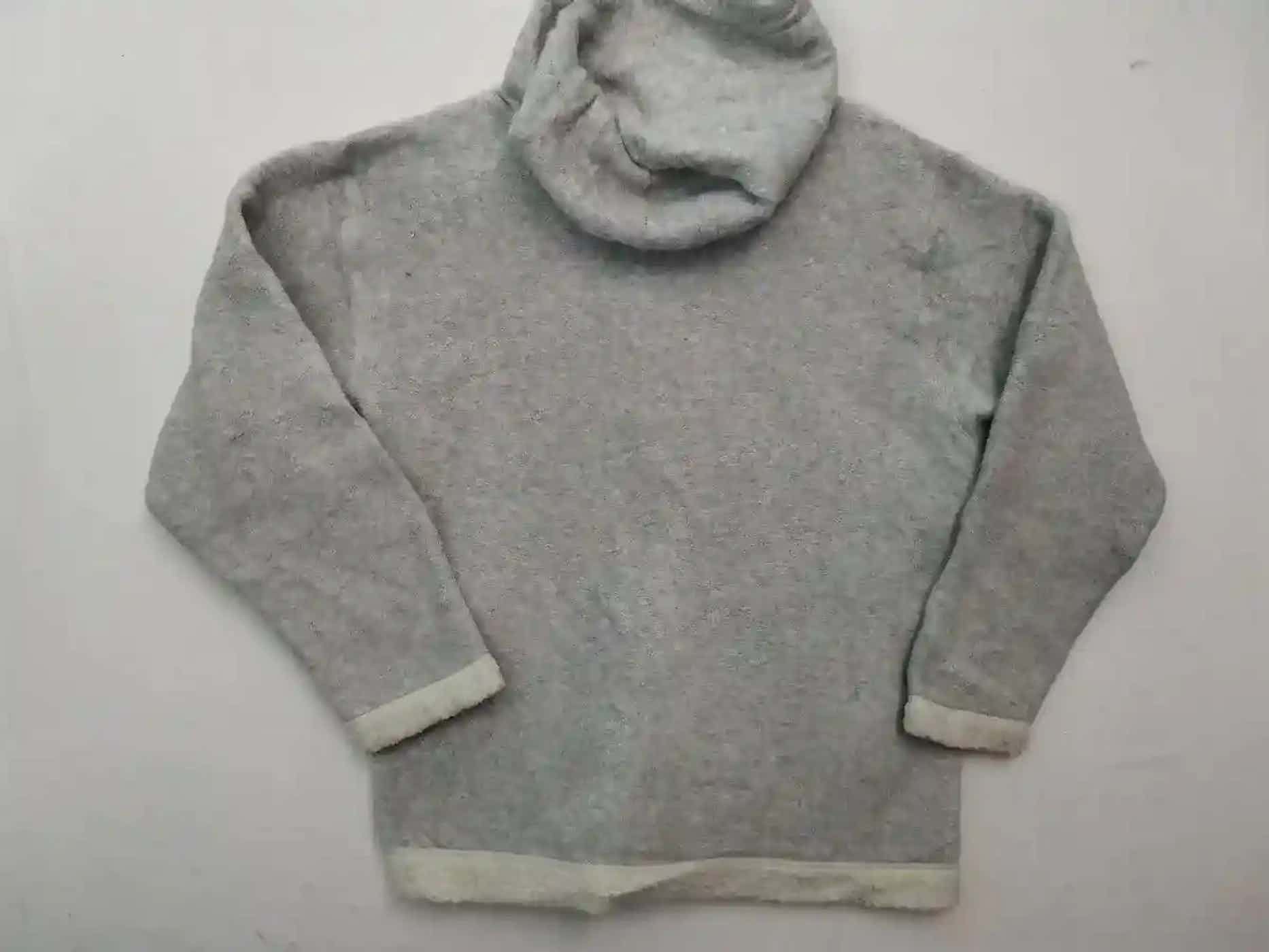 Vintage Vintage HLCP Sweatshirt Hoodie Size US L / EU 52-54 / 3 - 4 Thumbnail