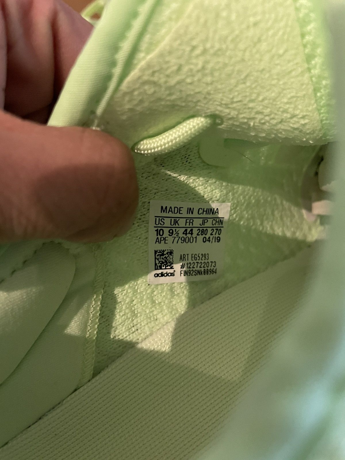 Yeezy Yeezy 350 Glow Size US 10 / EU 43 - 10 Thumbnail