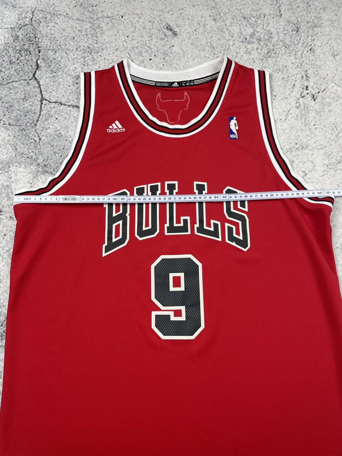 Adidas Adidas XL Chicago Bulls #9 Luol Deng 11/12 NBA Jersey OG Red Size US XL / EU 56 / 4 - 8 Thumbnail
