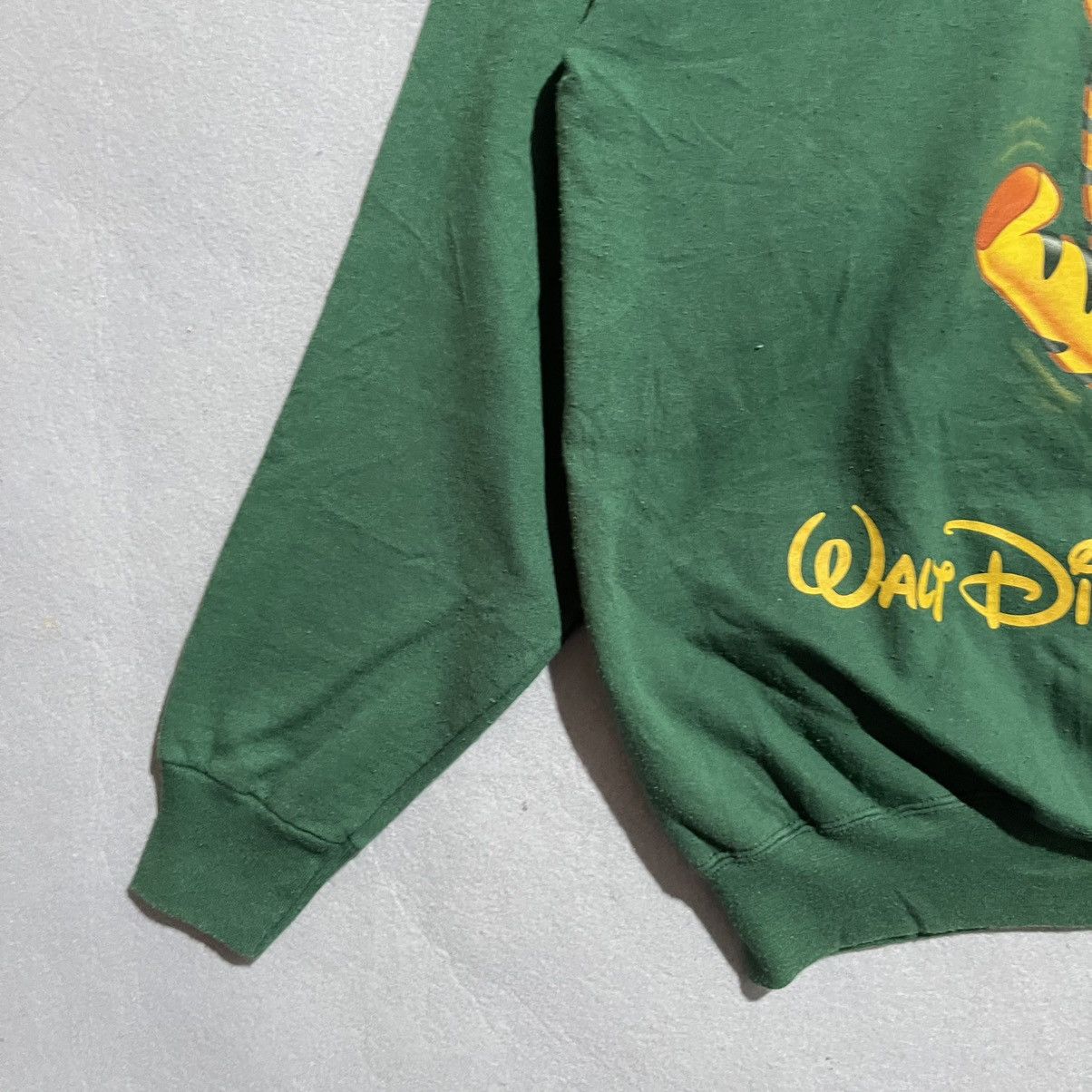 Disney Vintage 90s Walt Disney World Tigger Sweatshirt – Green Size US L / EU 52-54 / 3 - 5 Thumbnail
