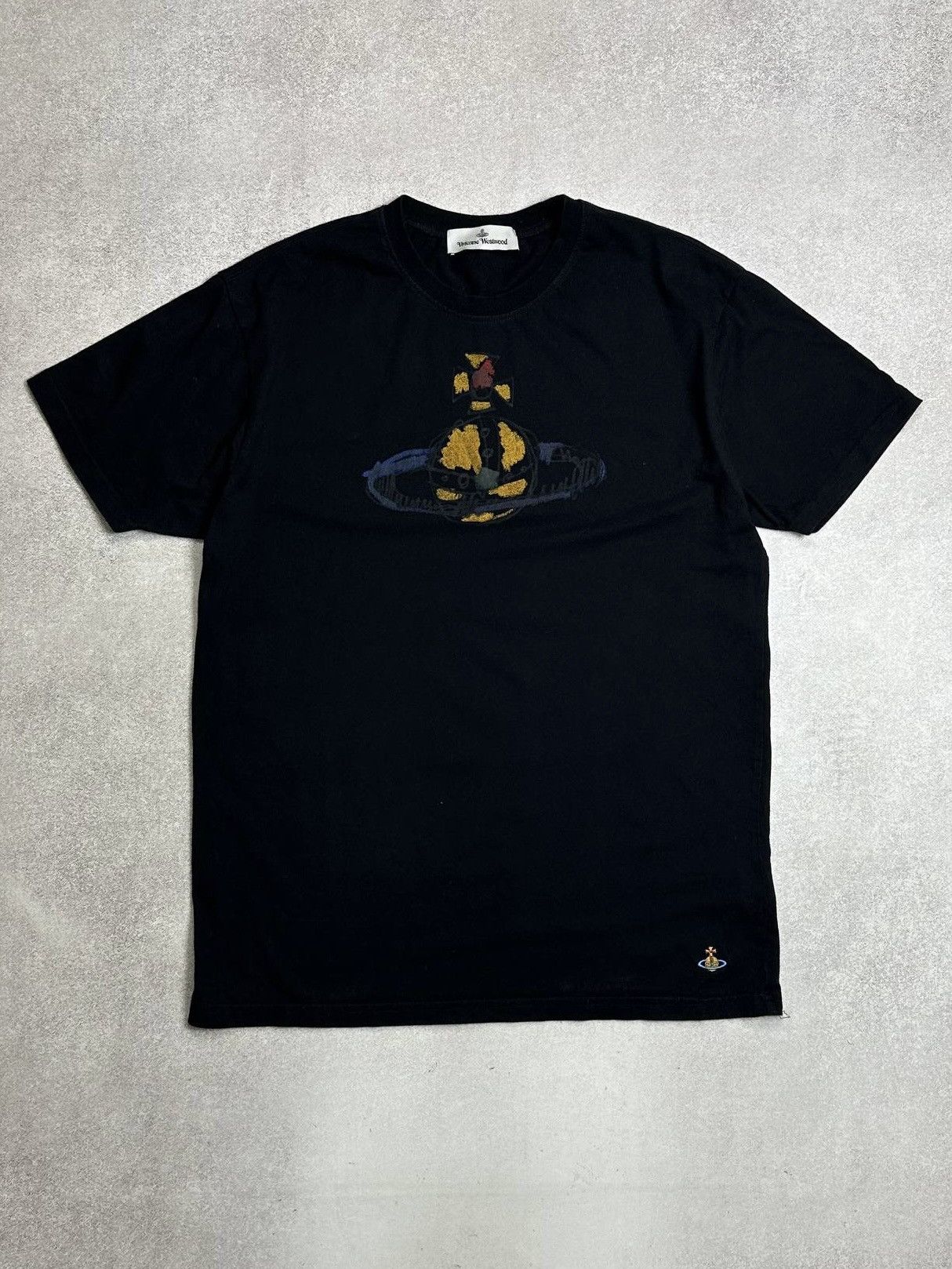 Vivienne Westwood Vivienne Westwood Orb Saturn Big Logo T-shirt L Size US L / EU 52-54 / 3 - 1 Thumbnail