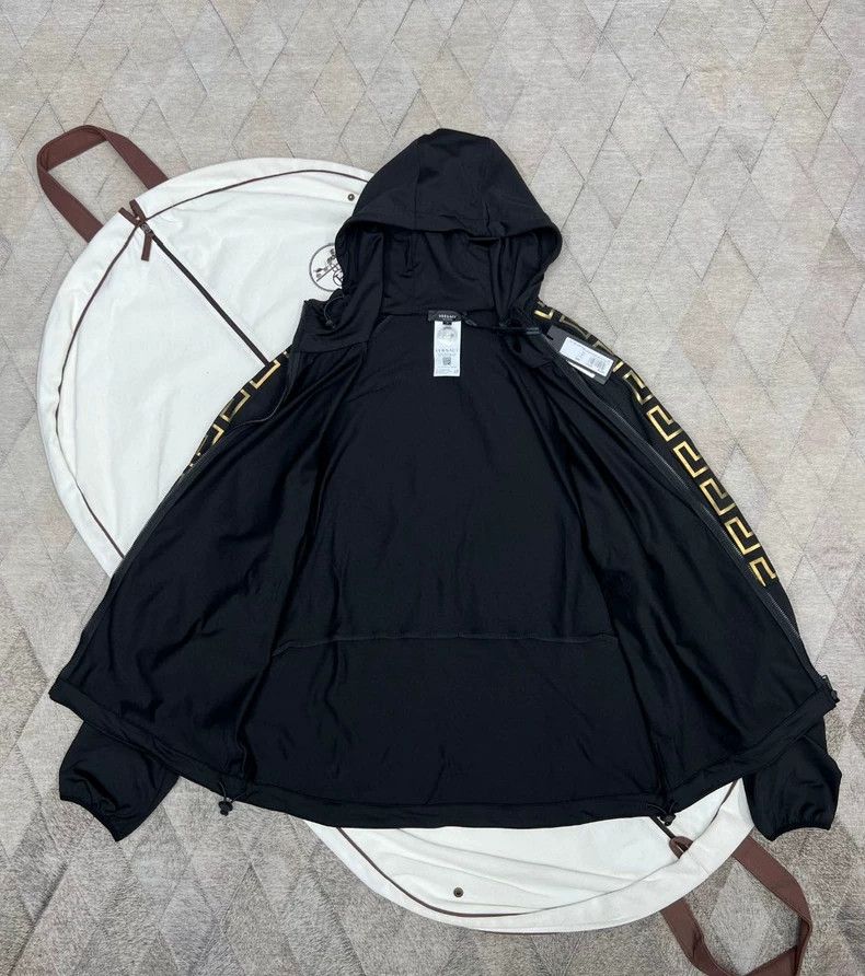 Versace Versace Phnom rim baroque hooded jacket coat Size US L / EU 52-54 / 3 - 4 Thumbnail
