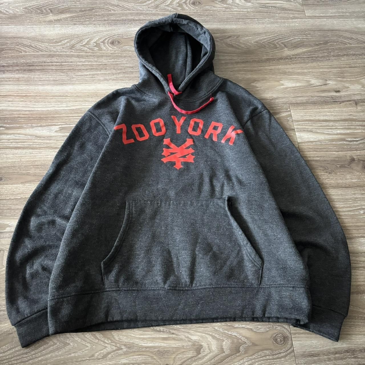 Zoo York Crazy Vintage Y2K/2000s Grunge Zoo York Skater Pullover Hoodie! Size L Size US L / EU 52-54 / 3 - 1 Thumbnail