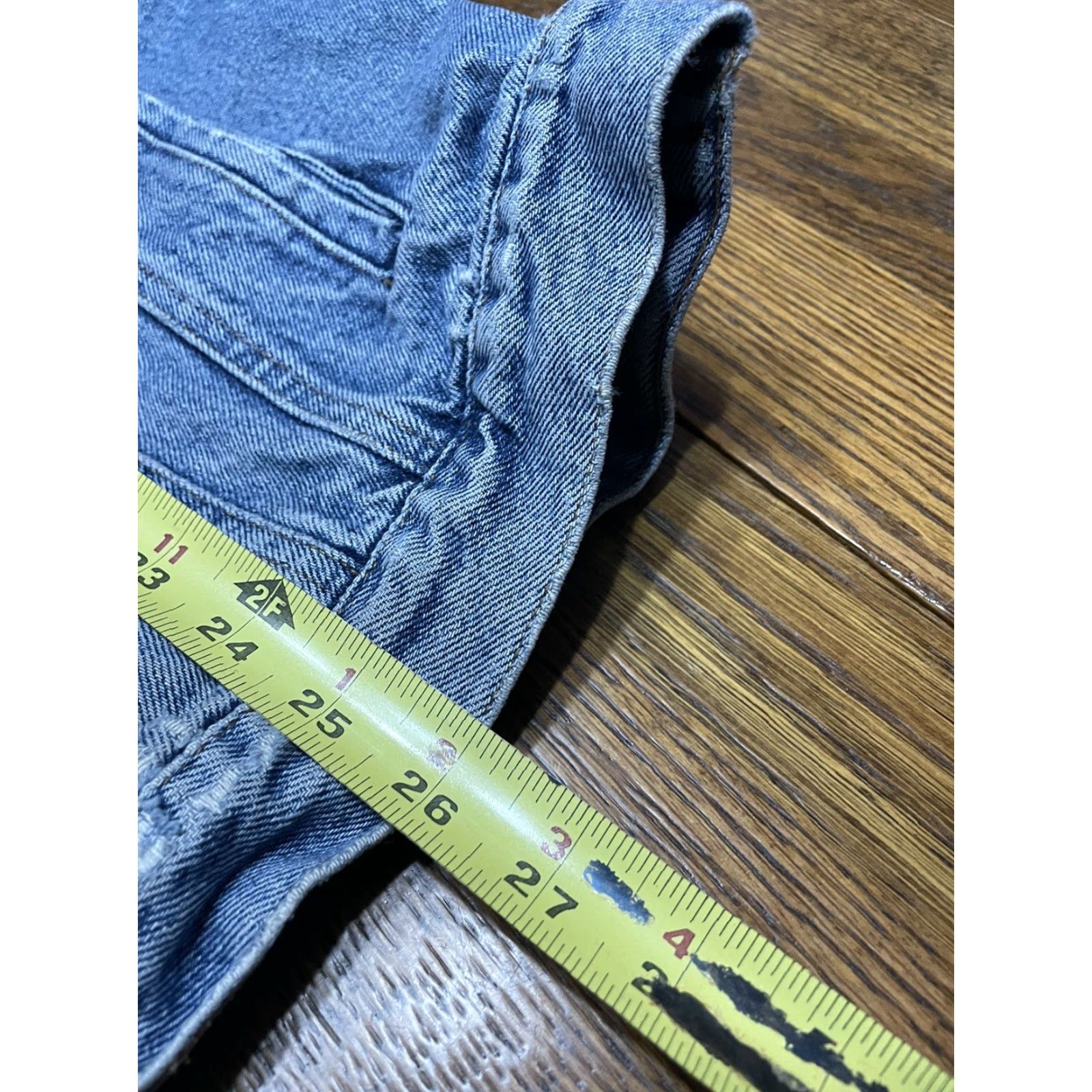 Old Navy VINTAGE Old Navy Jeans Jacket Coat Denim Blue Trucker Light Wash Mens L Adult Jacket Coat Size US 33 - 4 Thumbnail