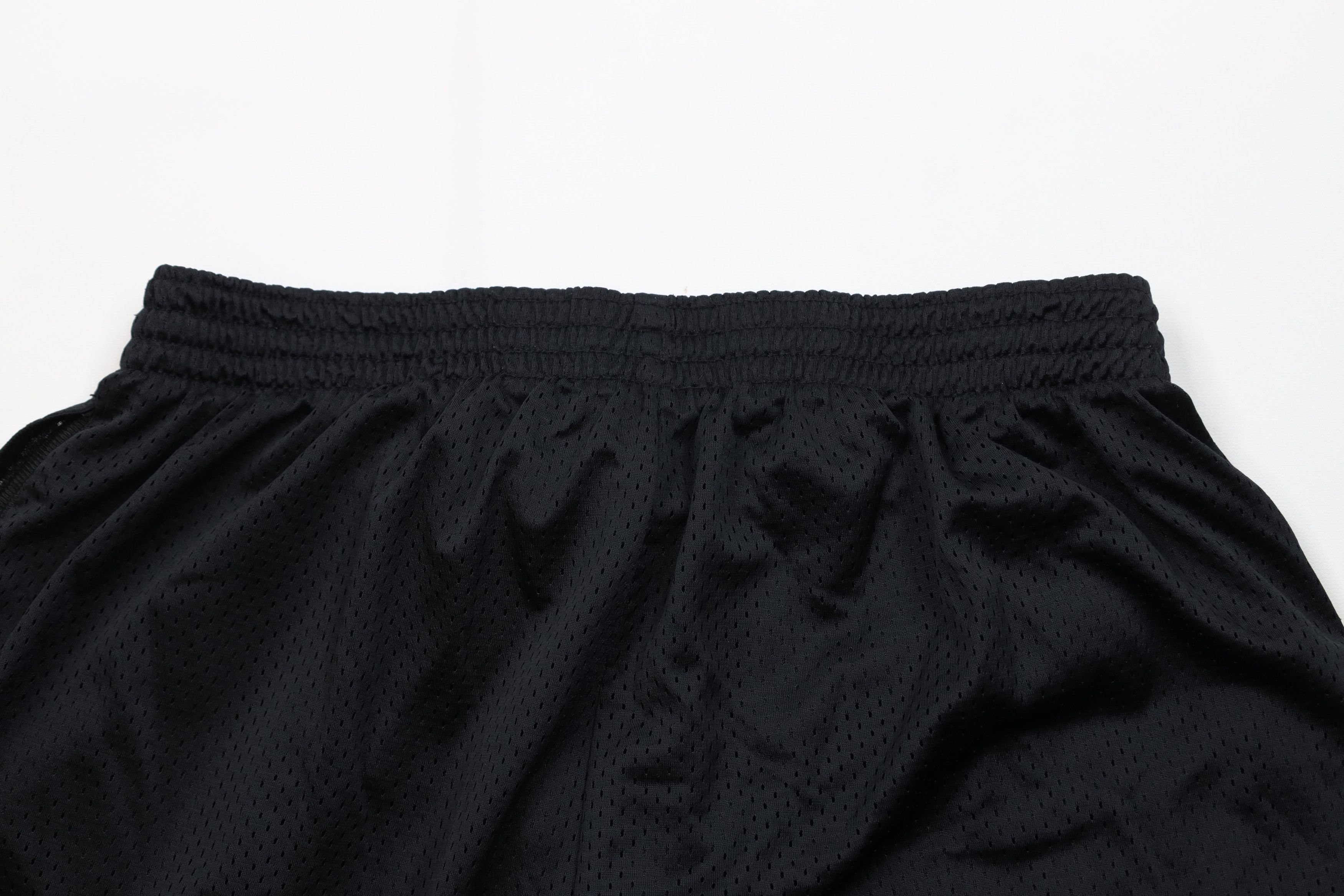 Vintage Vintage Y2K Streetwear Above Knee Gym Basketball Shorts Size US 34 / EU 50 - 9 Thumbnail