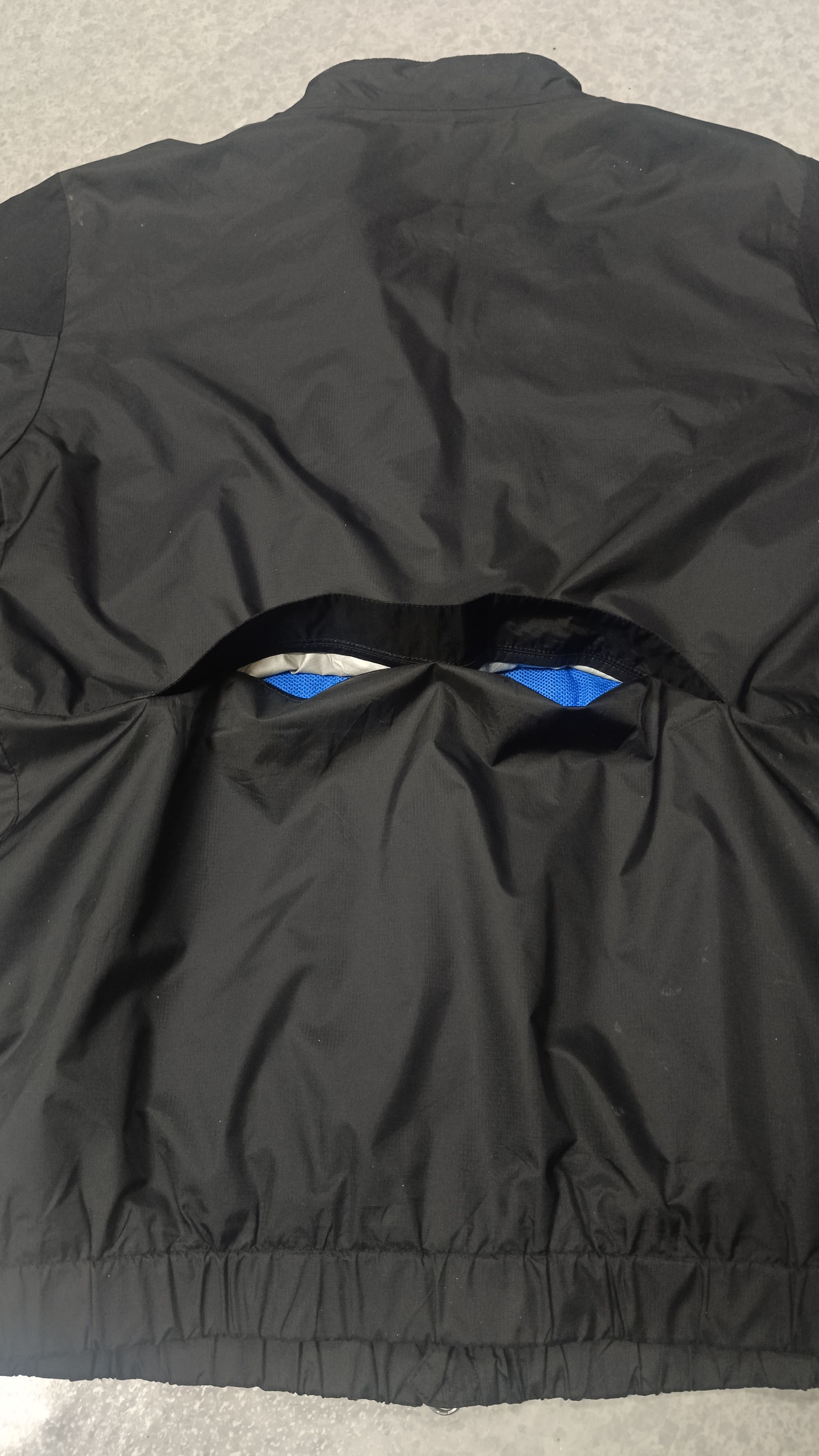 Nike Vintage Nike Golf Fit Storm Windbreaker Jacket Size US L / EU 52-54 / 3 - 13 Thumbnail