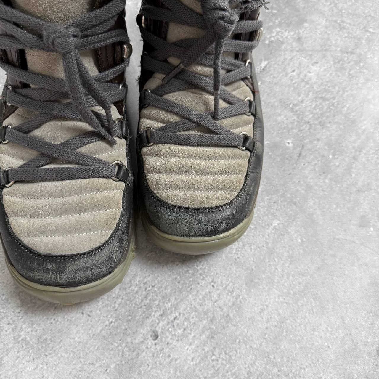 Dolce & Gabbana Dolce & Gabbana DG RTW F/W 2010 Apres Ski Boots Gray/ Brown Size US 10 / EU 43 - 14 Thumbnail