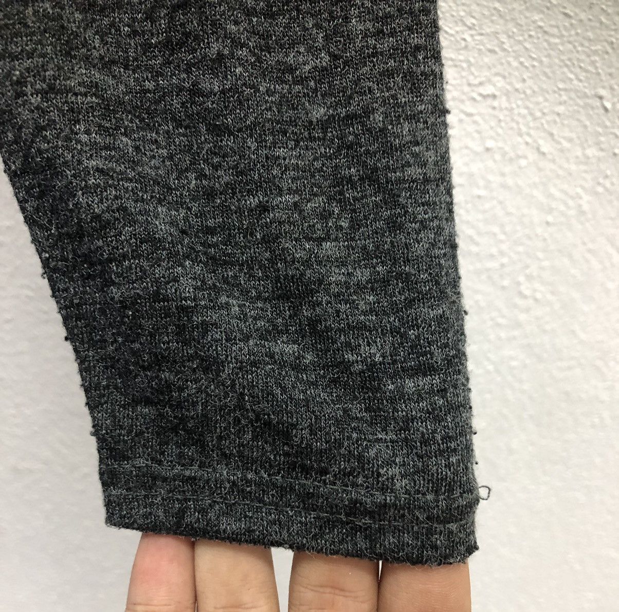 Vintage GLADNEWS Punk Rock Graphic Long Sleeve Asymmetrical Hem Shir Size US M / EU 48-50 / 2 - 6 Thumbnail