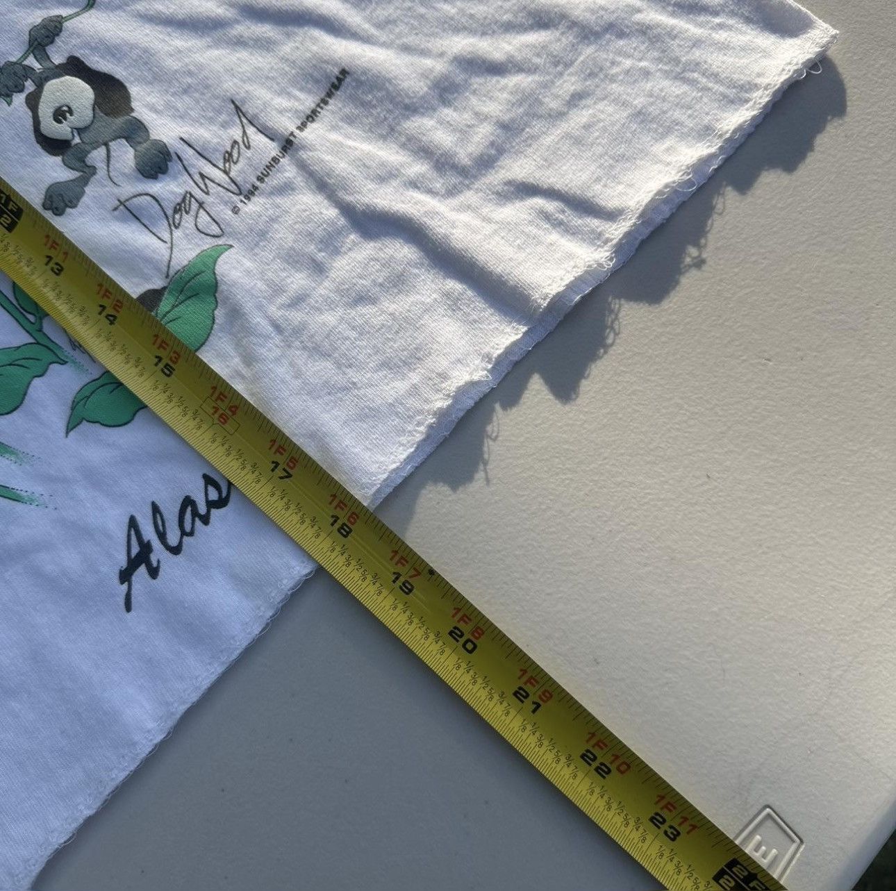 Vintage Vintage 90s flower petal pets dog wood tee Size US M / EU 48-50 / 2 - 5 Thumbnail