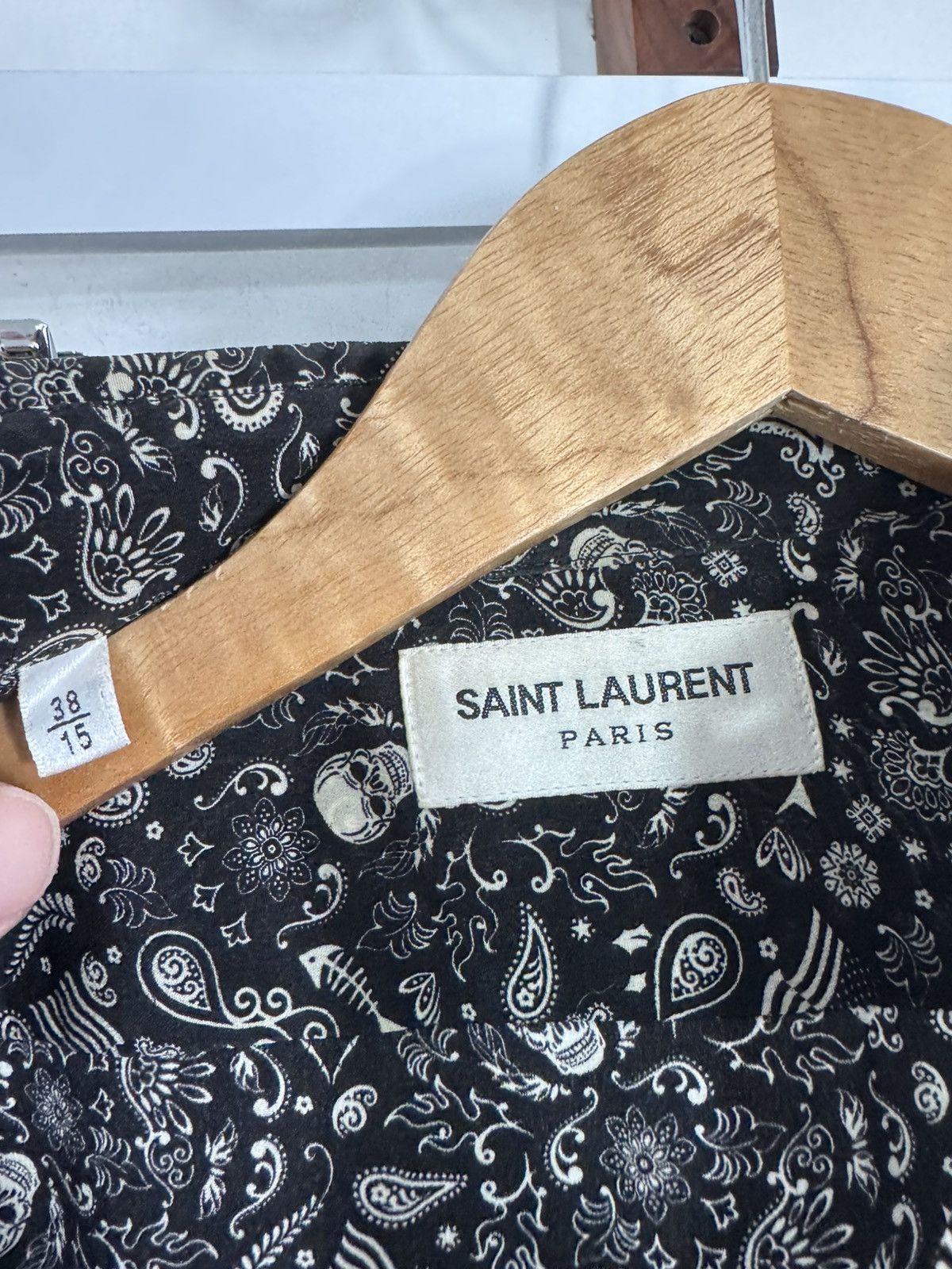 Saint Laurent Paris Silk Skull de crepe Shirt Size US S / EU 44-46 / 1 - 2 Thumbnail