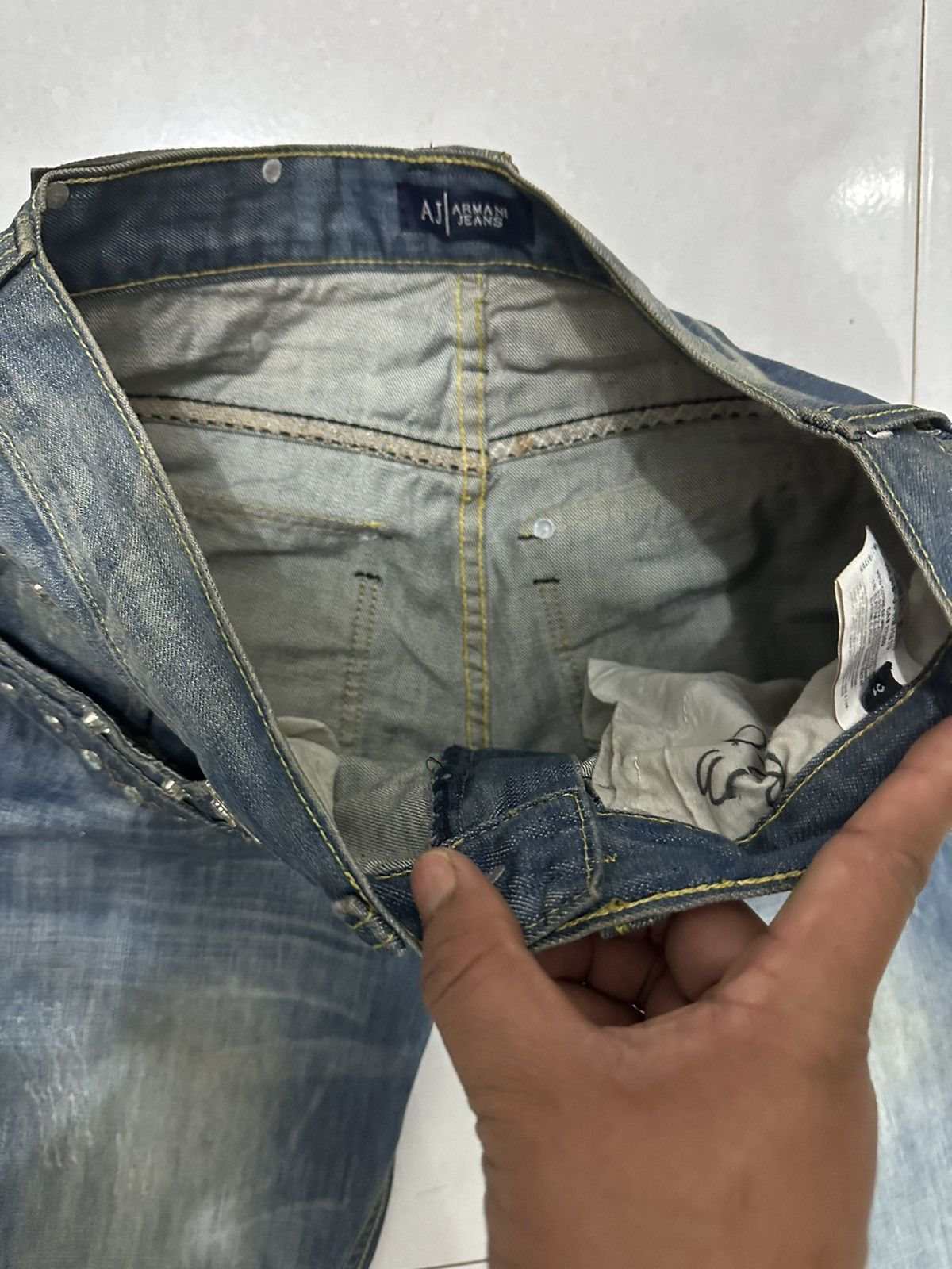 Armani VTG All ARMANI Collection Distressed Denim Size US 31 - 18 Thumbnail