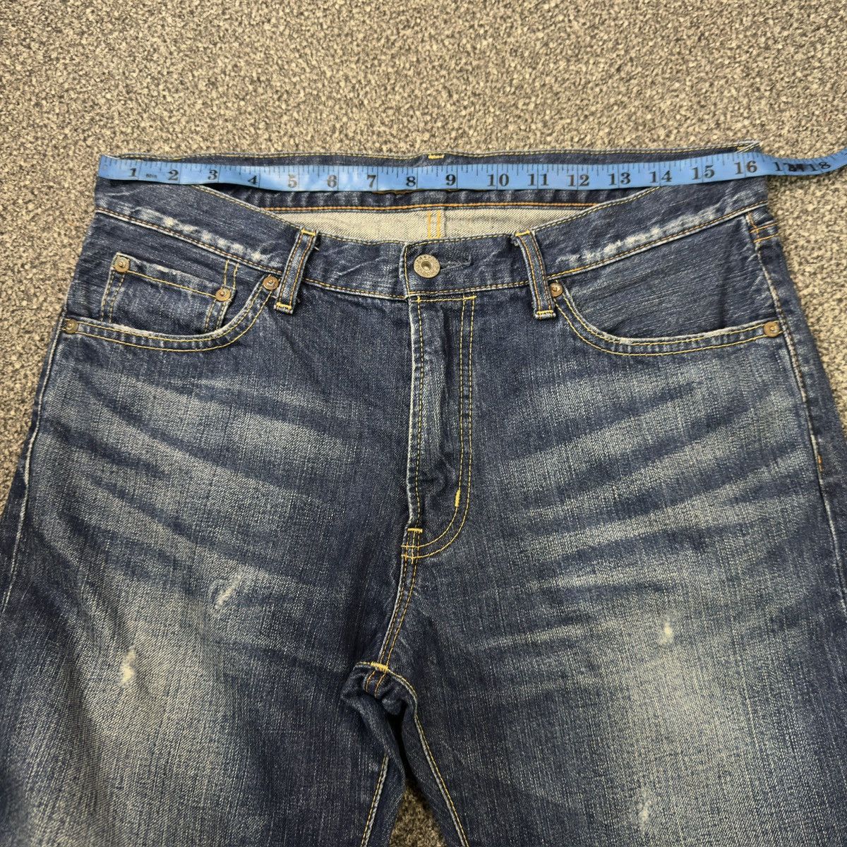 Undercover × Uniqlo Vintage 90s Japanese Uniqlo Original Basic Light Wash Denim Size US 33 - 14 Thumbnail