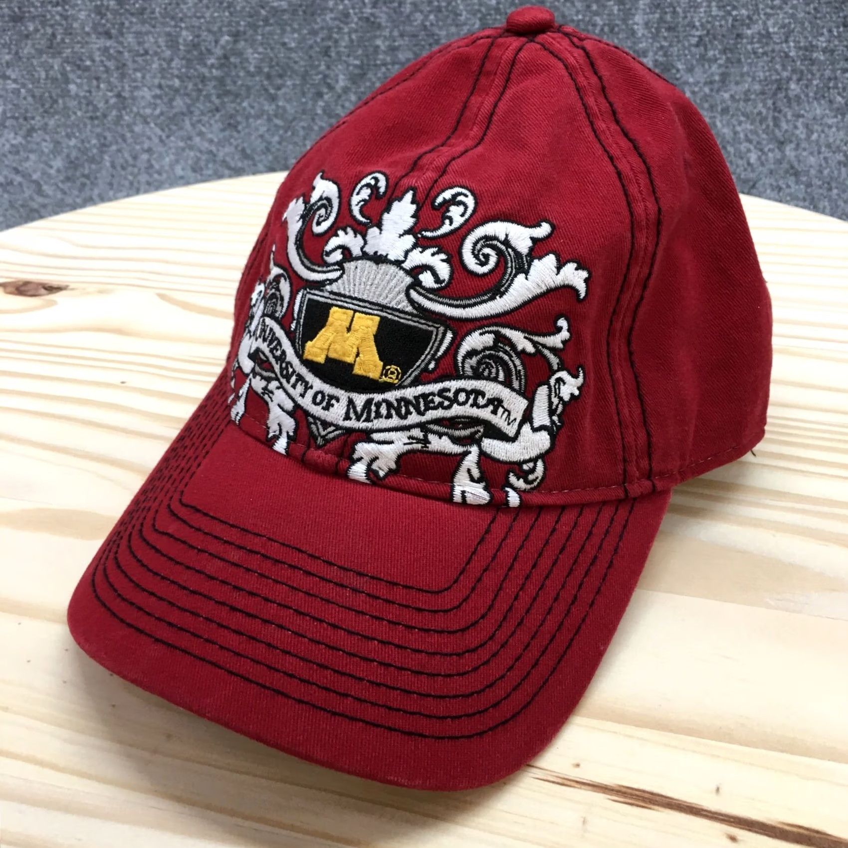 NCAA NCAA University Of Minnesota Baseball Cap Men Red OS Adjustable Embroidered Logo Size ONE SIZE - 2 Thumbnail