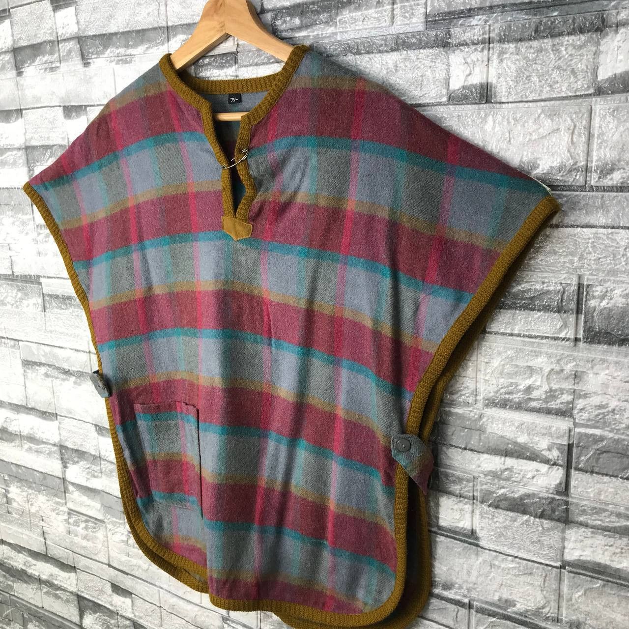 Japanese Brand ISSEY MIYAKE STYLE VTG JAPANESE PONCHO TSHIRT SINGLE POCKET Size US M / EU 48-50 / 2 - 7 Thumbnail