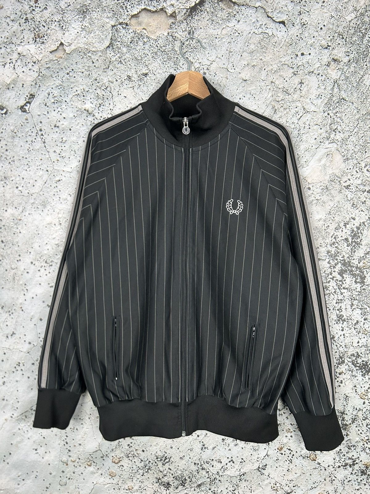 Fred Perry × Vintage Vintage Fred Perry 90s Zip Sweatshirt Sport Stripe Premium Size US L / EU 52-54 / 3 - 1 Thumbnail