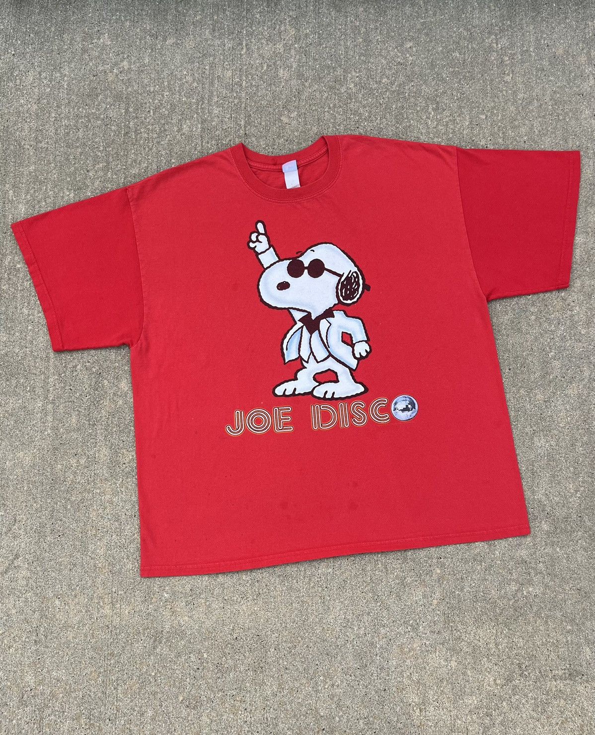 Peanuts × Vintage VINTAGE 00’S SNOOPY “JOE DISCO” JOHN TRAVOLTA PARODY T-SHIRT Size US XXL / EU 58 / 5 - 1 Thumbnail