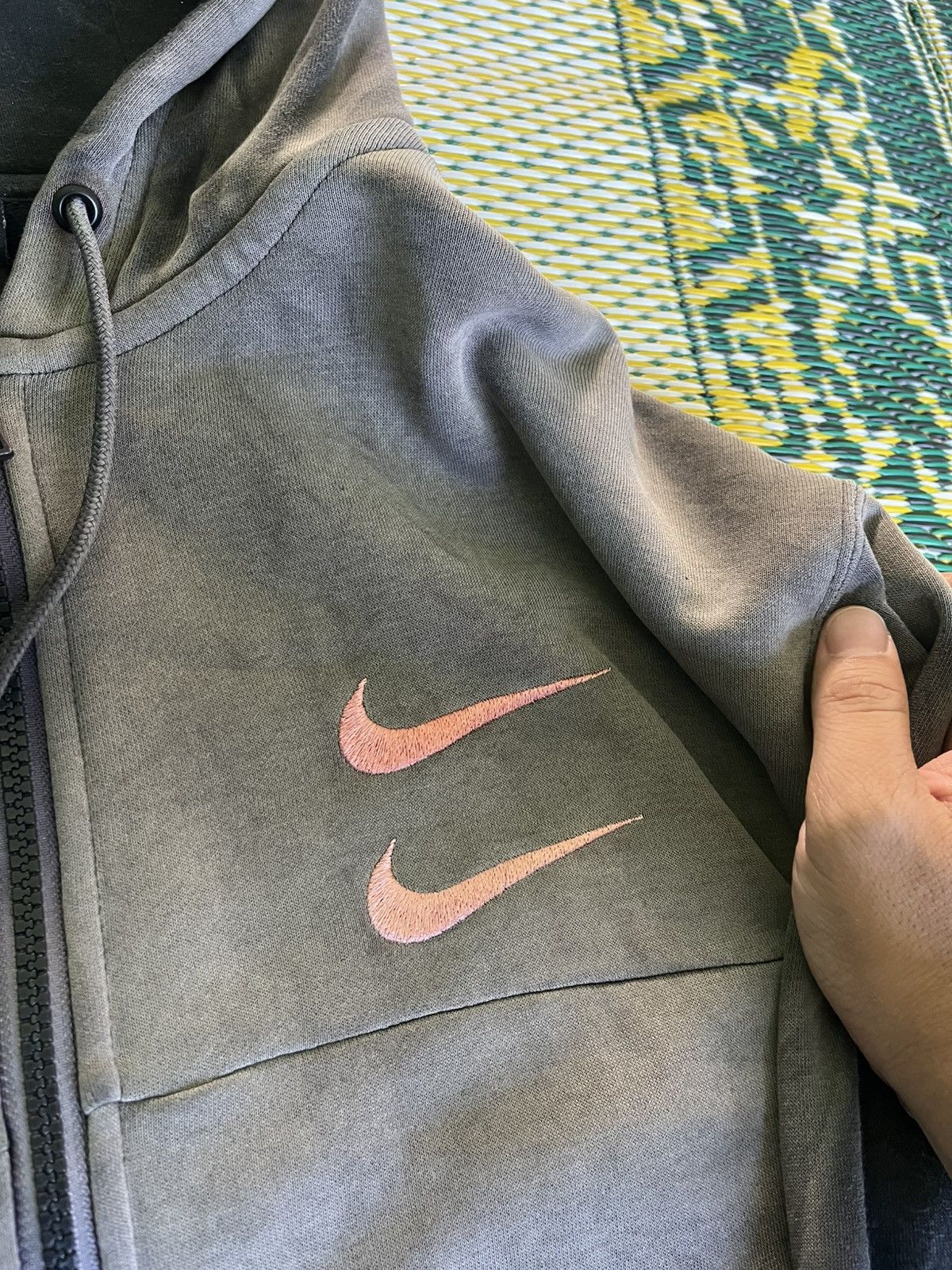 Nike Nike Distressed Zip Hoodie Double Swoosh Sleeve Logo Size US XL / EU 56 / 4 - 5 Thumbnail