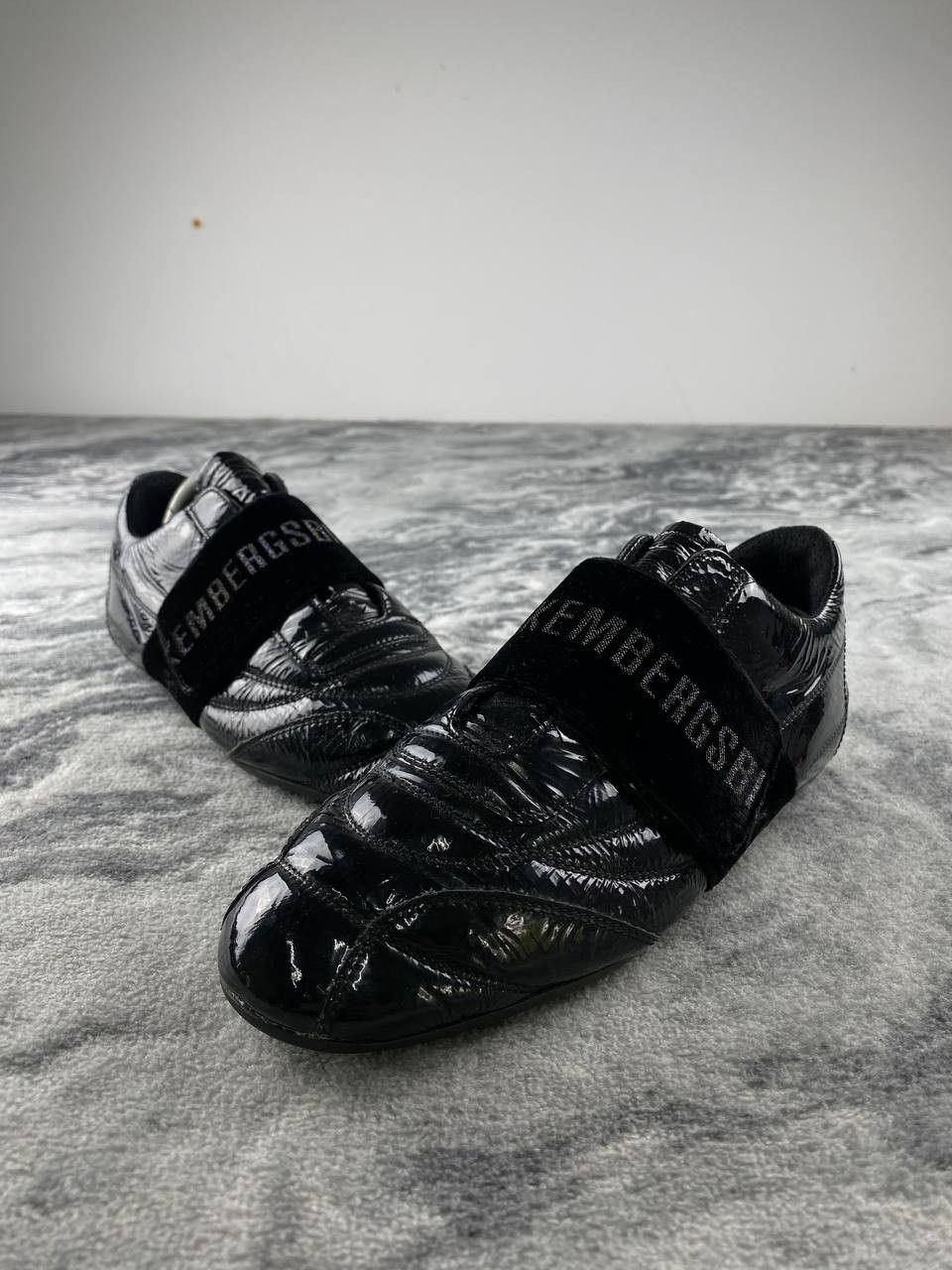 Dirk Bikkembergs Glossy Dirk Bikkembergs Glossy Leather Low Top Sneakers Size US 8 / IT 38 - 1 Thumbnail