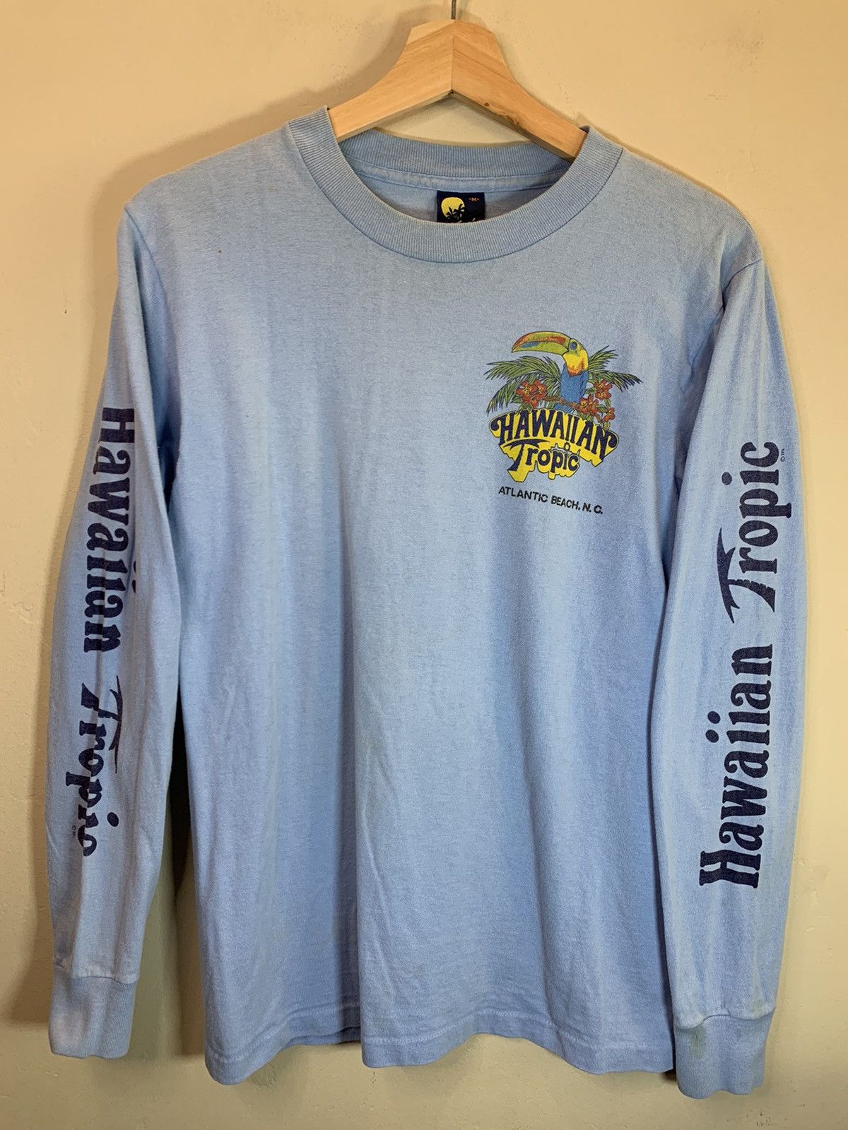 Vintage *RARE* Vintage 1982 Hawaiian Tropic Surf Single Stitch Shirt Size US M / EU 48-50 / 2 - 2 Thumbnail