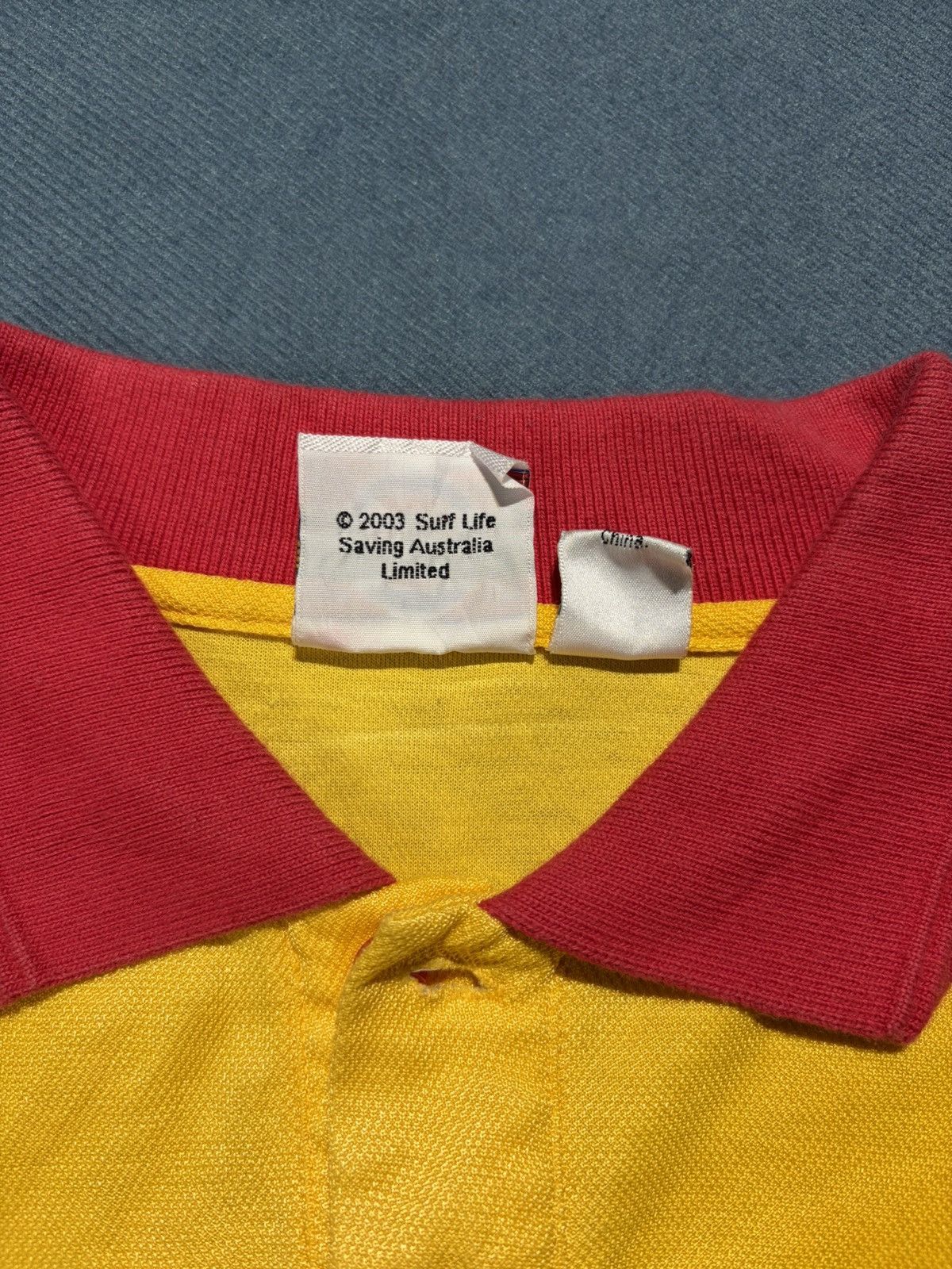 Vintage DHL Surf Rescue long-sleeved Surf Life Saving Australia Size US M / EU 48-50 / 2 - 4 Thumbnail