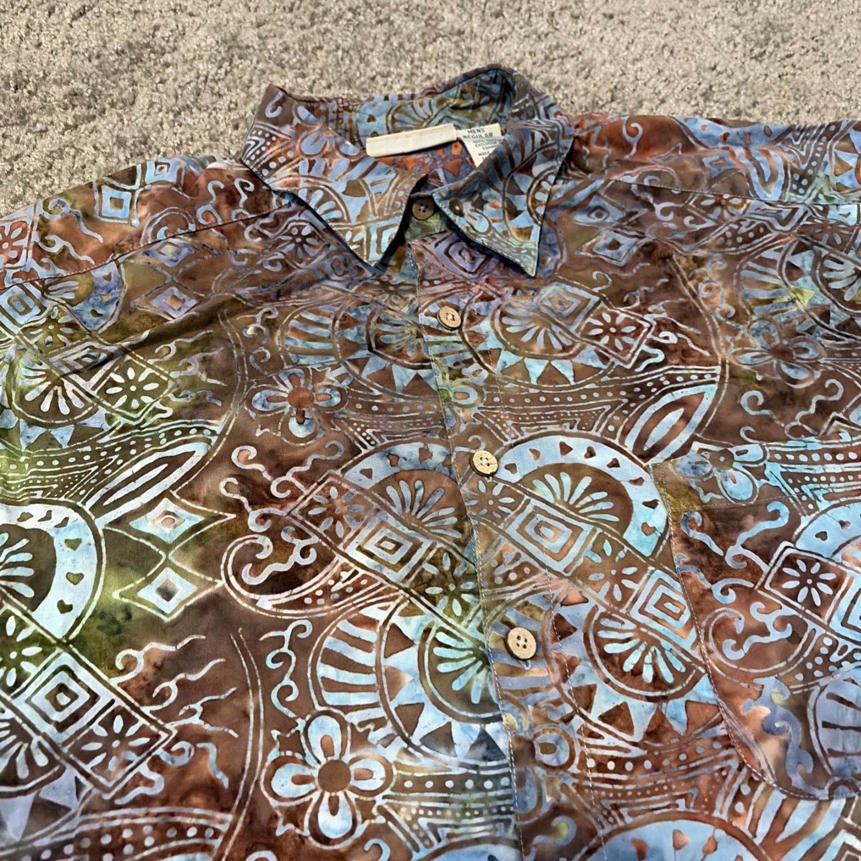 Vintage VINTAGE TravelSmith Button Up Hawaiian Shirt Large Blue Brown Tribal Print Mens Short Sleeve Size US L / EU 52-54 / 3 - 3 Thumbnail