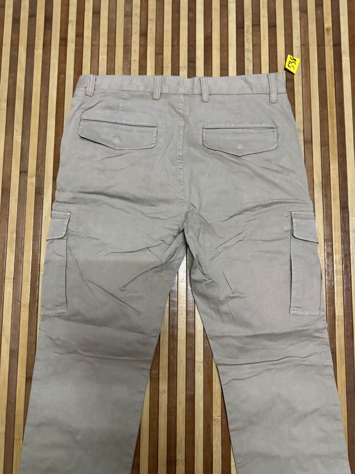 Uniqlo Uniqlo Unisex Cargo Pants Streetwear Multipocket W32X33 Size US 32 / EU 48 - 6 Thumbnail
