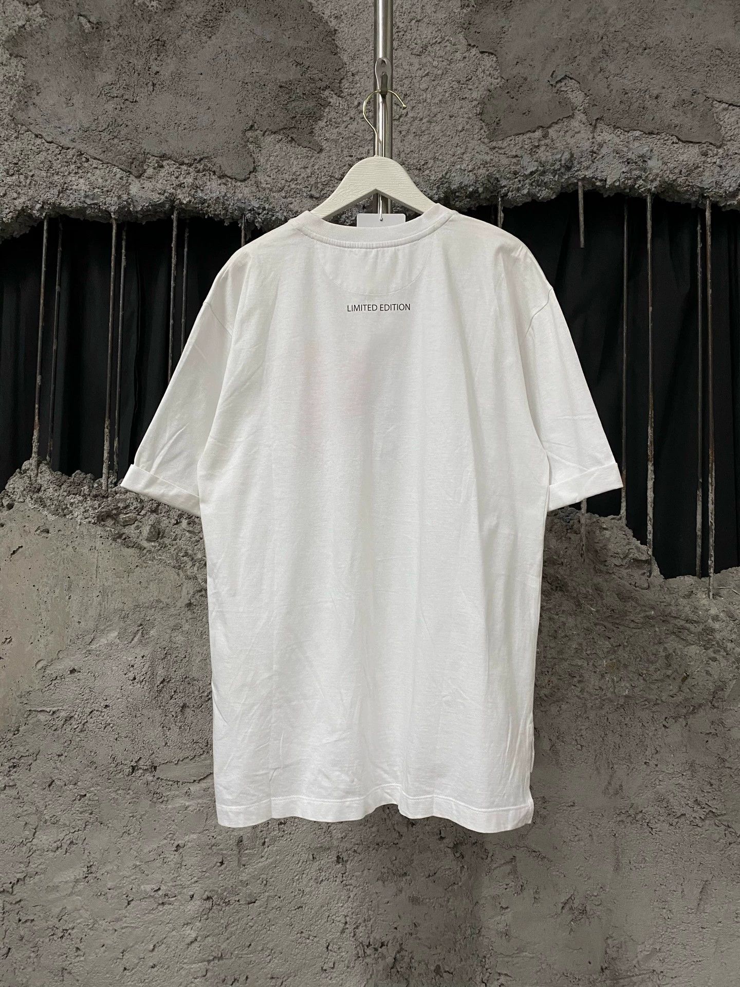 Fendi Fendi Heart Short Sleeve M 99 New Size M / US 6-8 / IT 42-44 - 2 Thumbnail
