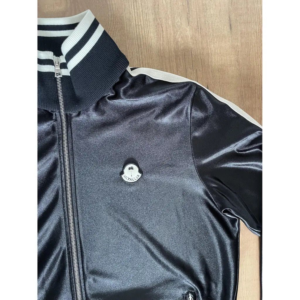 Moncler Moncler Sweatshirt Size US L / EU 52-54 / 3 - 3 Thumbnail