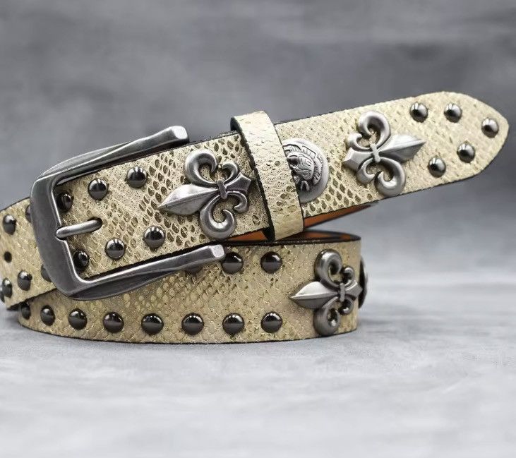 Japanese Brand 115 cm Y2K Leather Rivet Belt Golden Cross Size ONE SIZE - 5 Thumbnail
