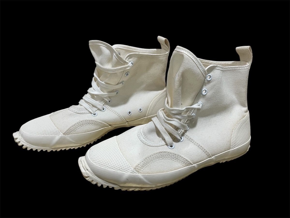 Yohji Yamamoto Y'S YOHJI YAMAMOTO White Canvas Lace-Up Ankle Boots Size US 5 / EU 37 - 4 Thumbnail