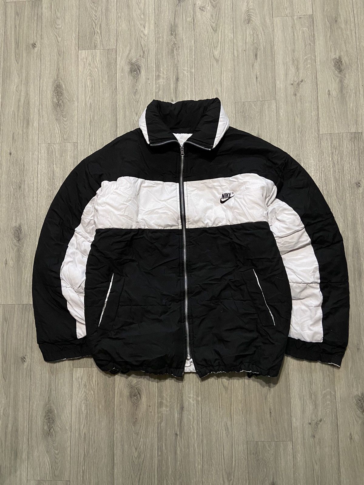 Nike Nike vintage 90s puffer jacket big logo reversible RARE Size US XL / EU 56 / 4 - 2 Thumbnail