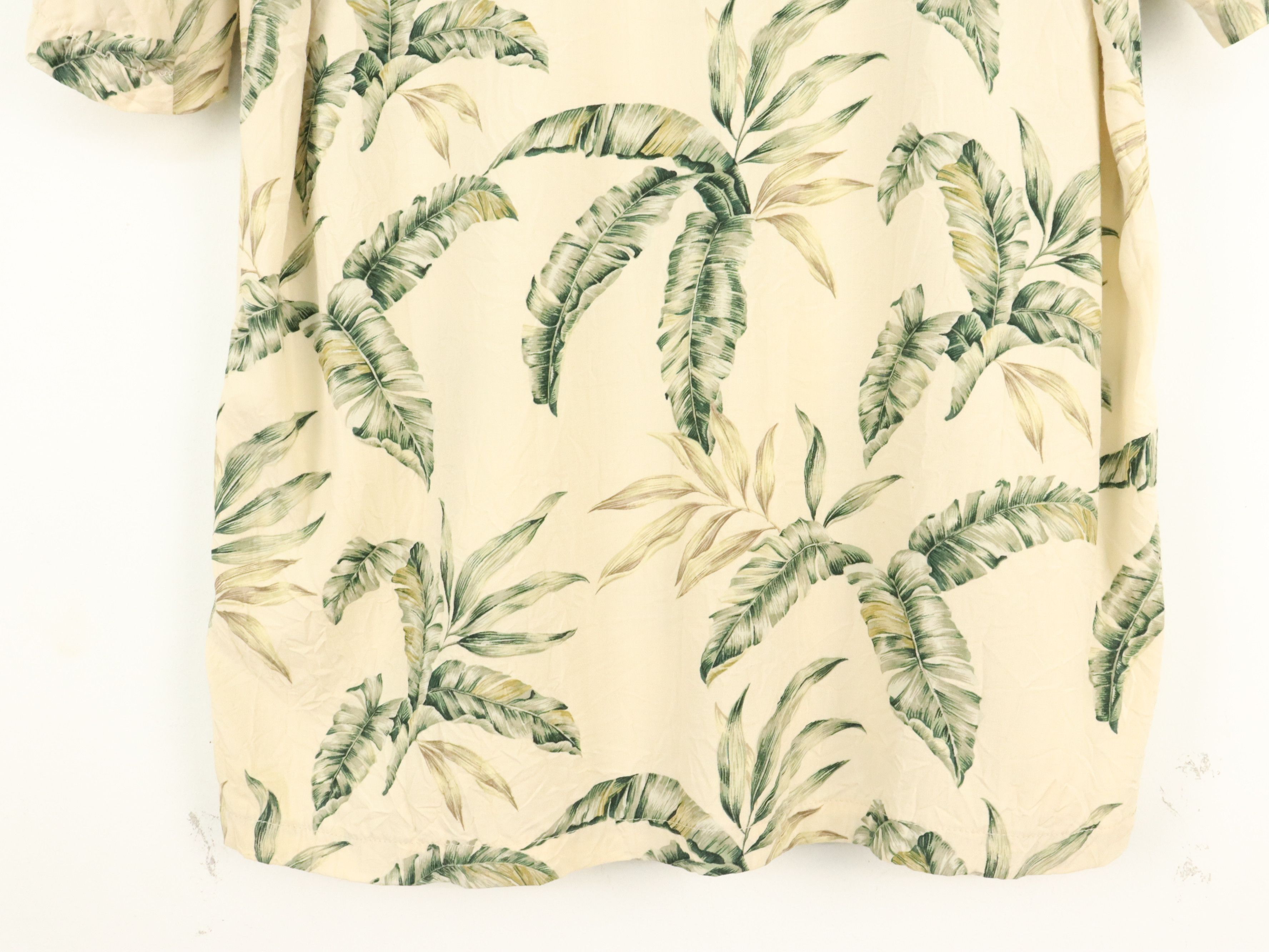Tori Richard Tori Richard USA Banana Leaf Motive Rayon Hawaiian Shirt Size US M / EU 48-50 / 2 - 7 Thumbnail